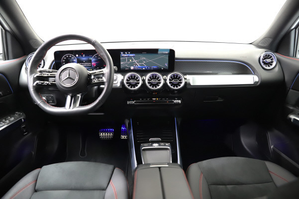 MERCEDES-BENZ GLB 200 7G-Tronic-image-9