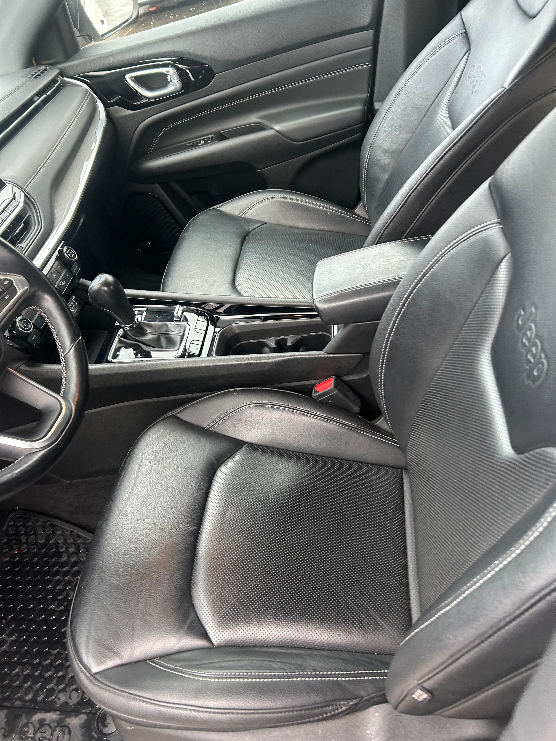 JEEP Compass 1.3 T PHEV S AWD-showroom-element-1