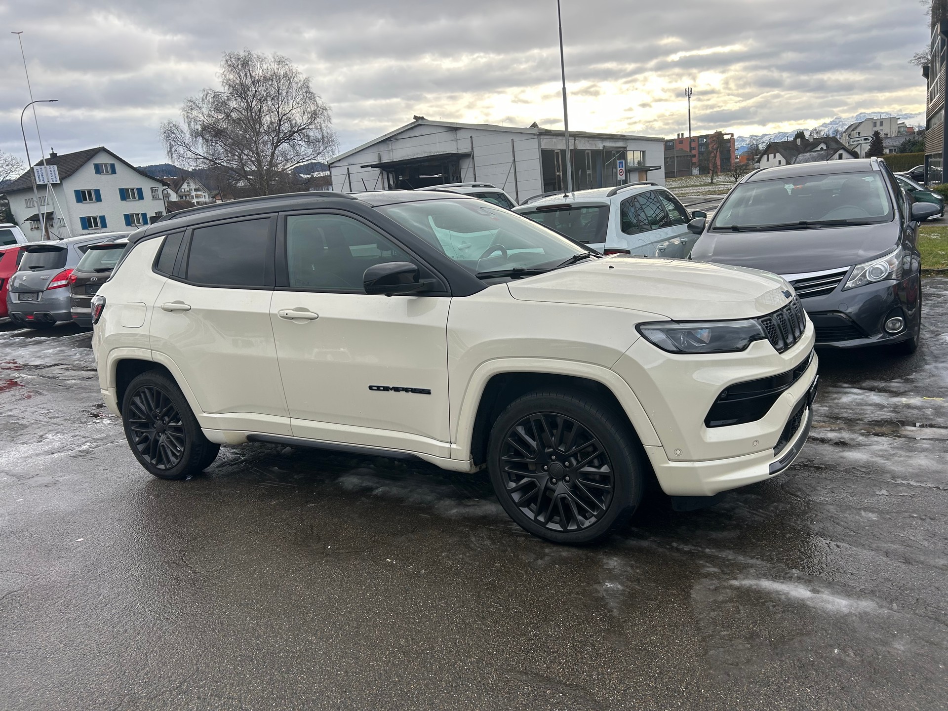 JEEP Compass 1.3 T PHEV S AWD-image-4