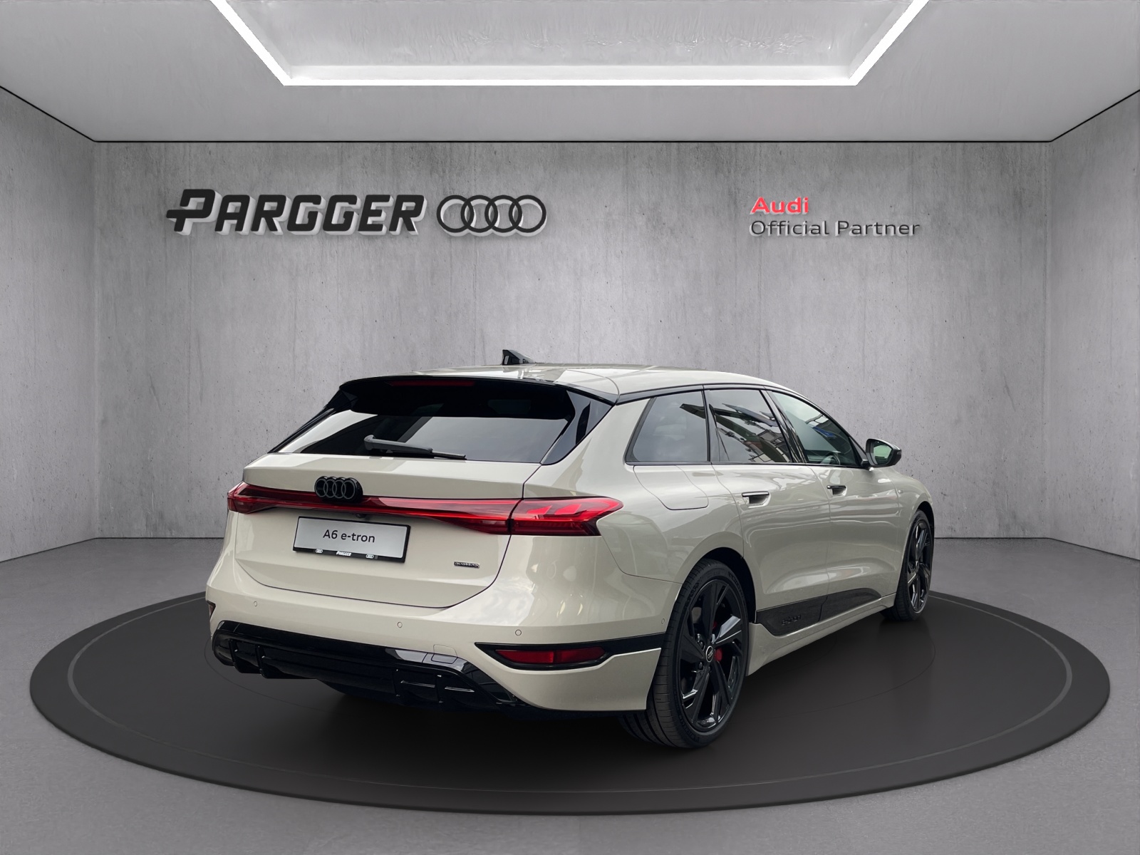 AUDI A6 Avant e-tron quattro-image-5