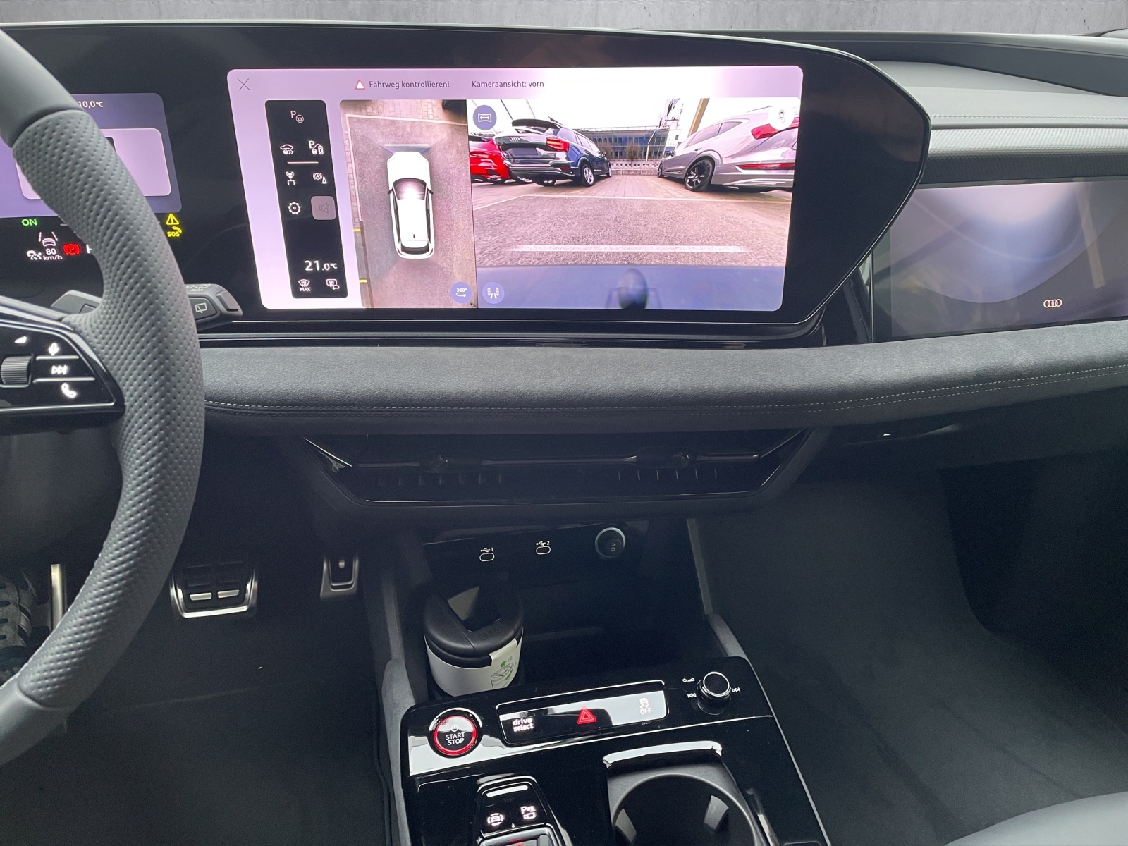 AUDI A6 Avant e-tron quattro-image-11