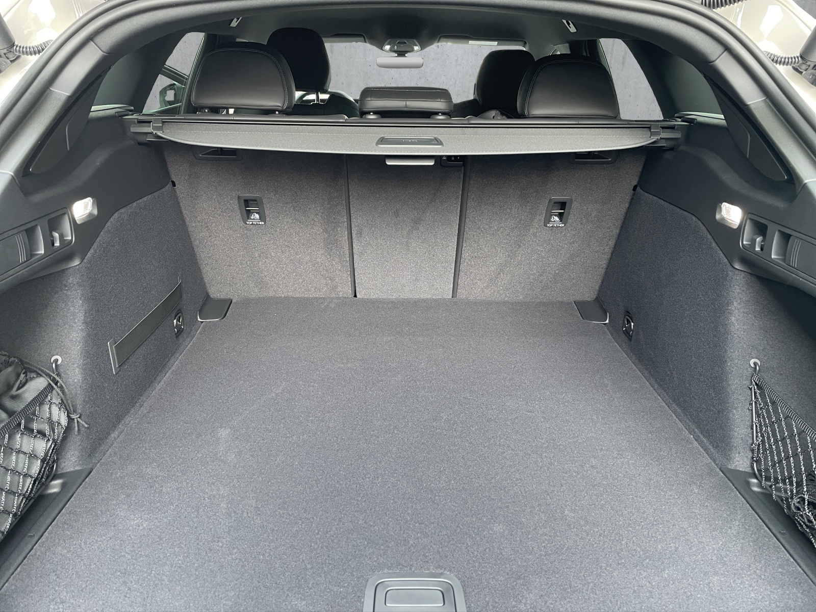 AUDI A6 Avant e-tron quattro-image-14