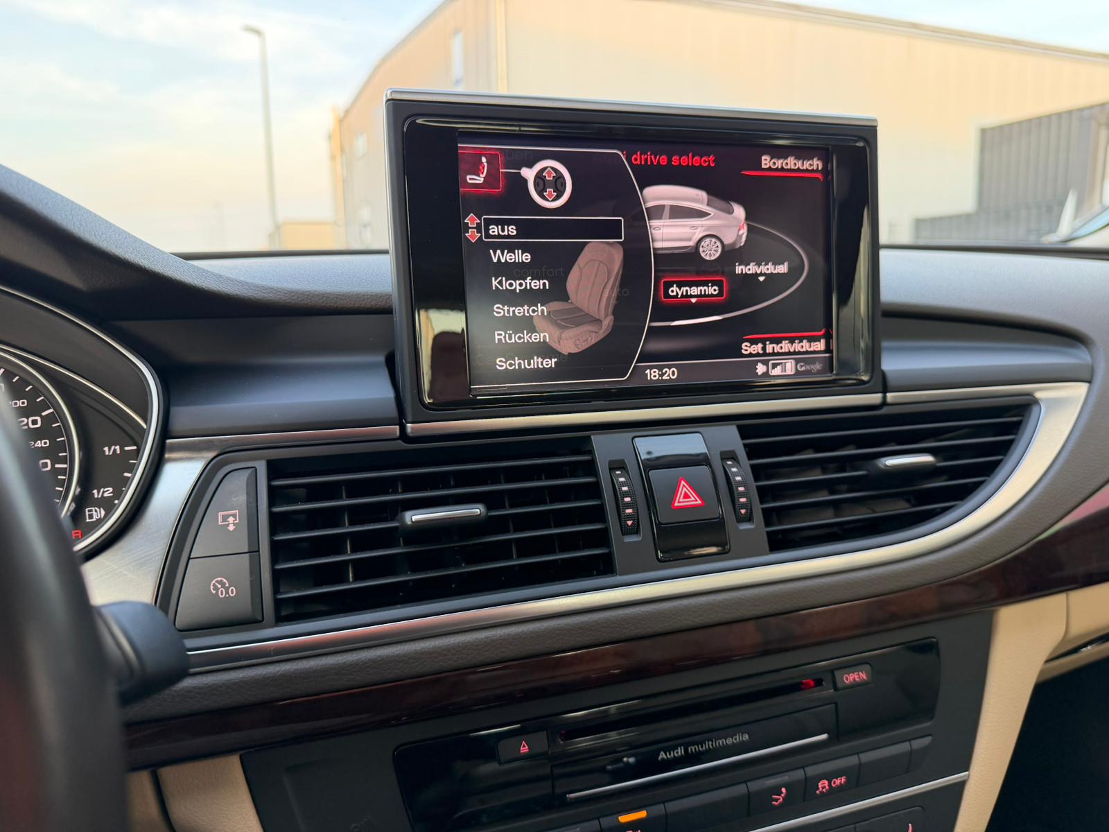 AUDI A7 Sportback 3.0 TDI quattro S-tronic-image-25