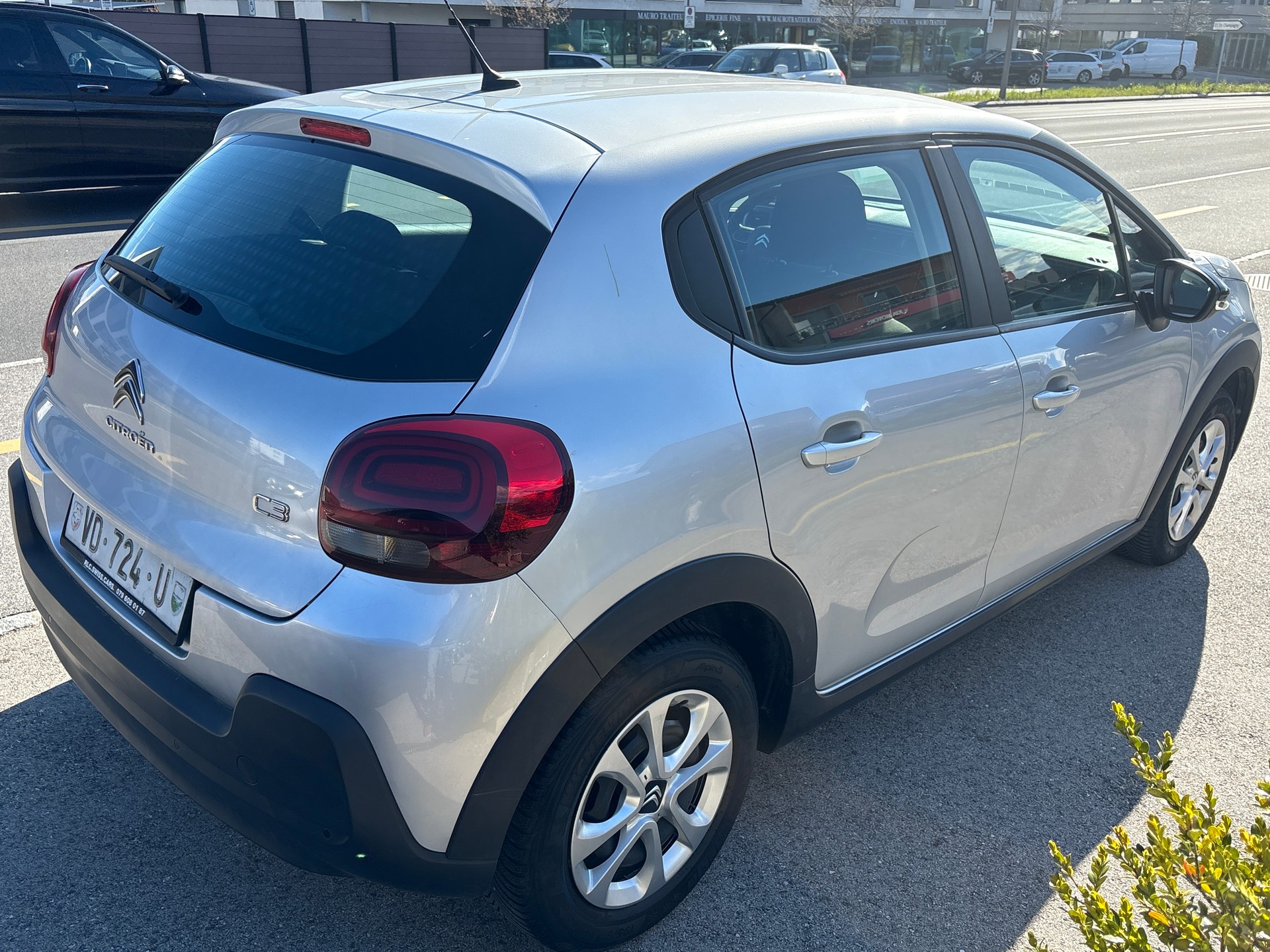 CITROEN C3 1.2i PureTech Live-image-5