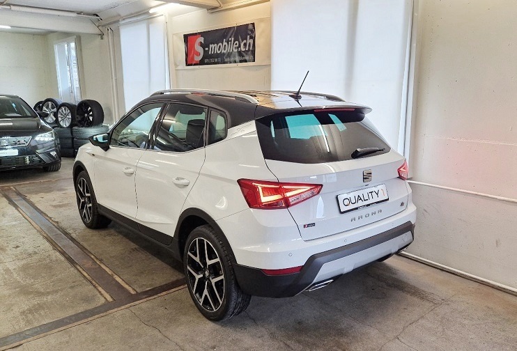 SEAT Arona 1.0 TSI Eco Hola FR DSG-image-2