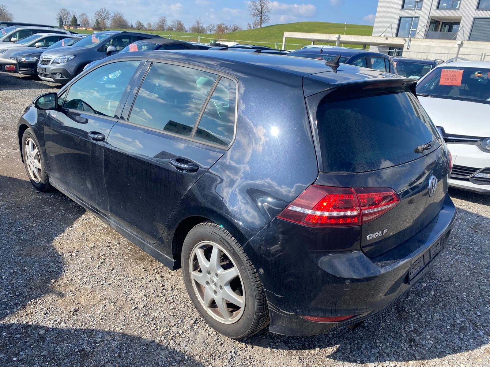 VW Golf 1.2 TSI R-Line Design DSG-image-5