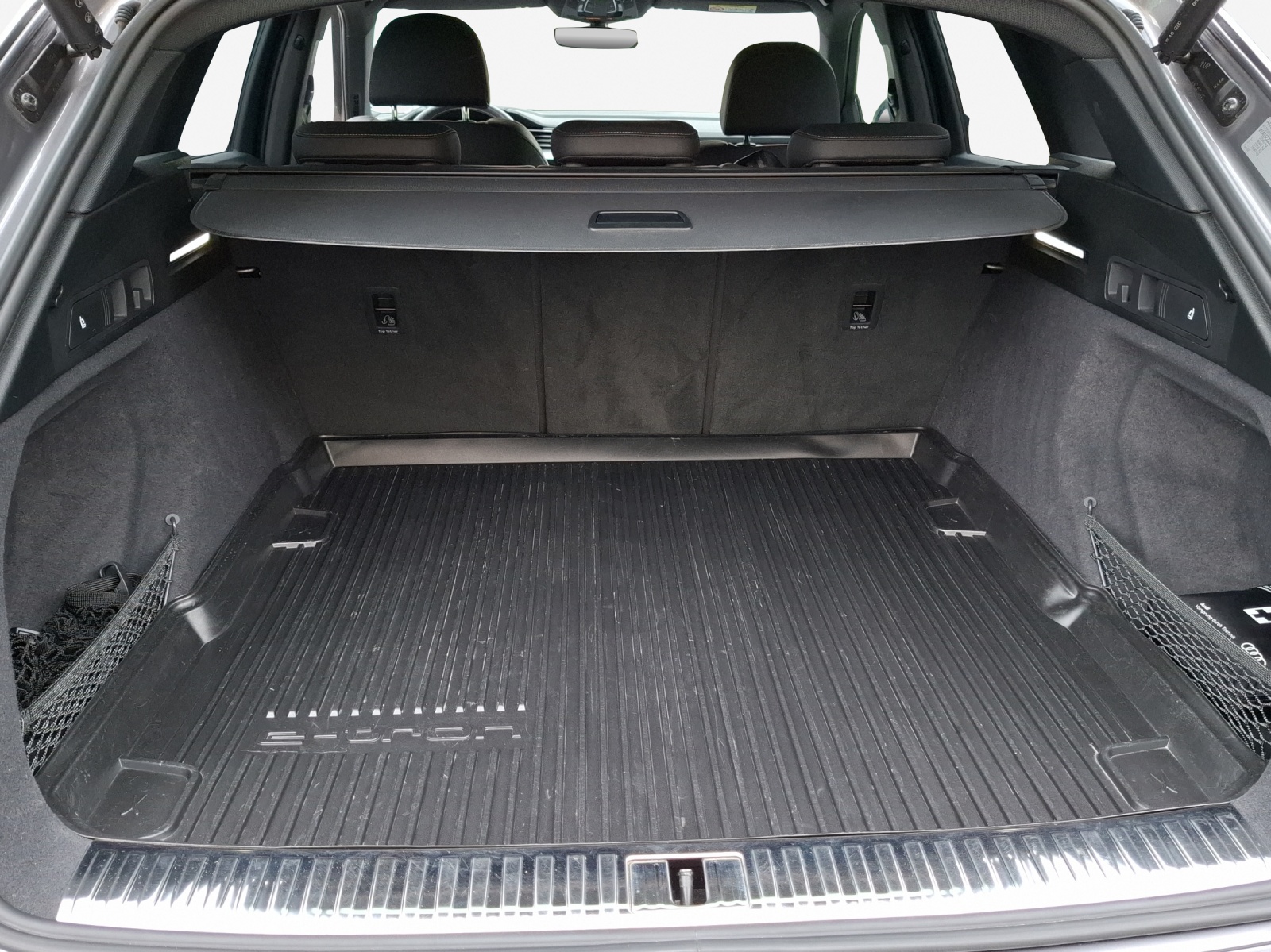 AUDI e-tron 50 Advanced Attraction quattro-image-13