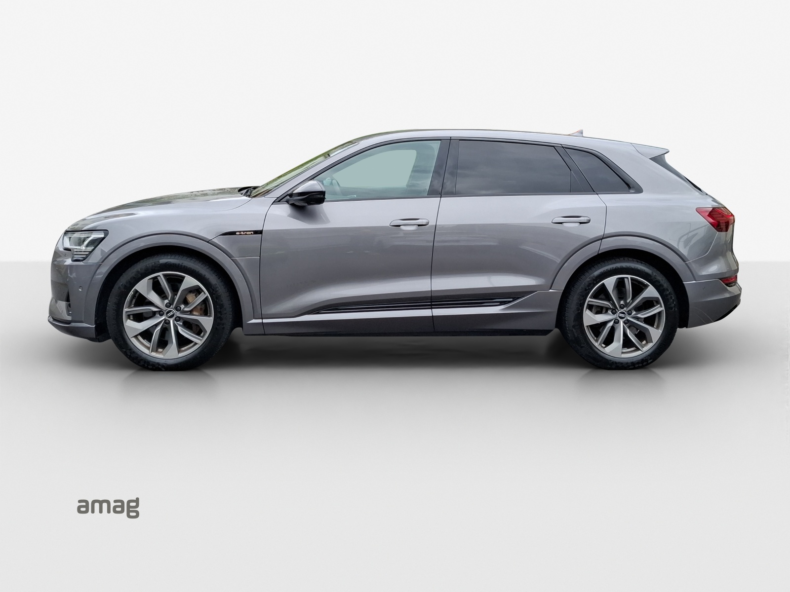 AUDI e-tron 50 Advanced Attraction quattro-image-1