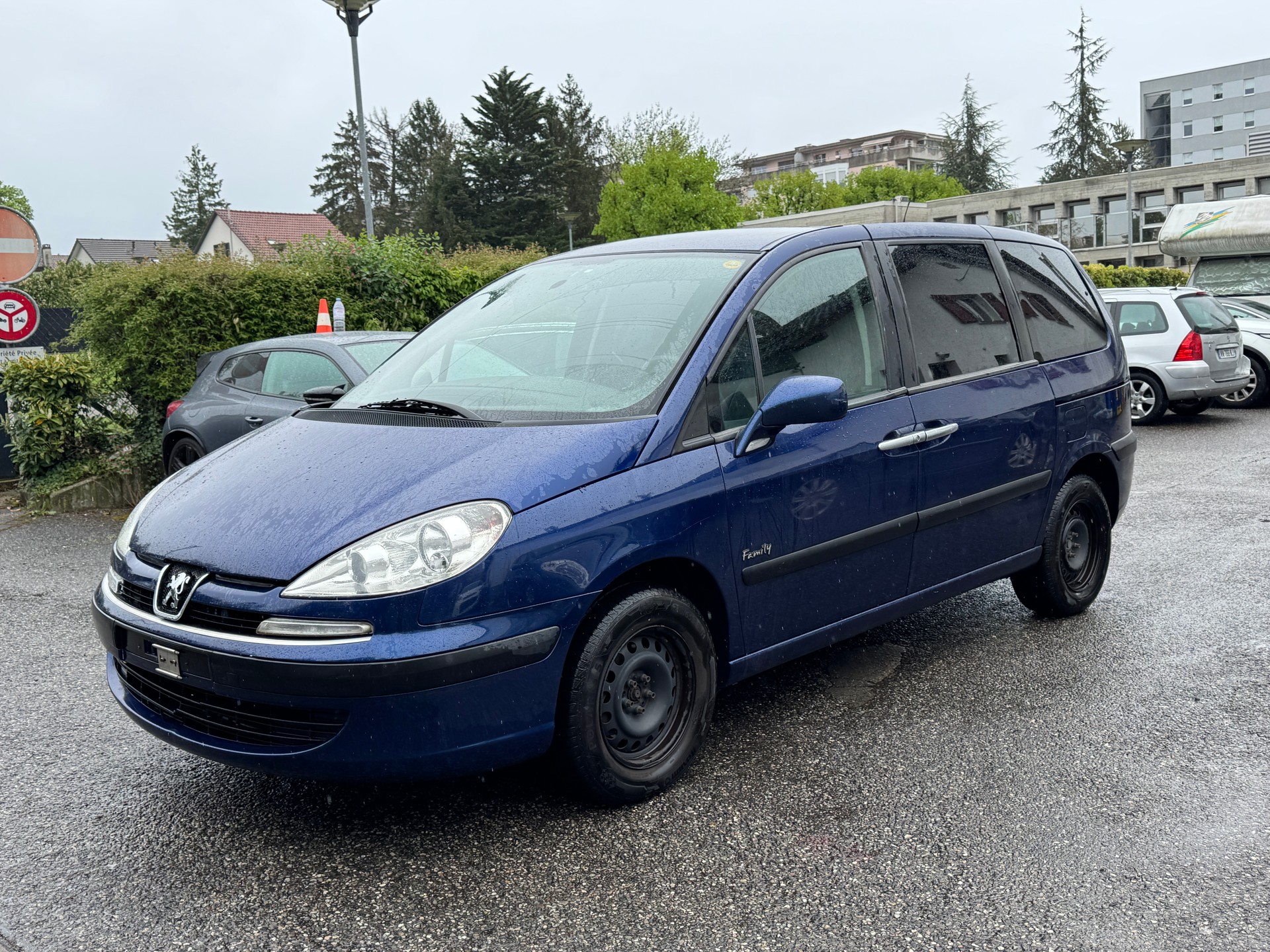 PEUGEOT 807-image-1
