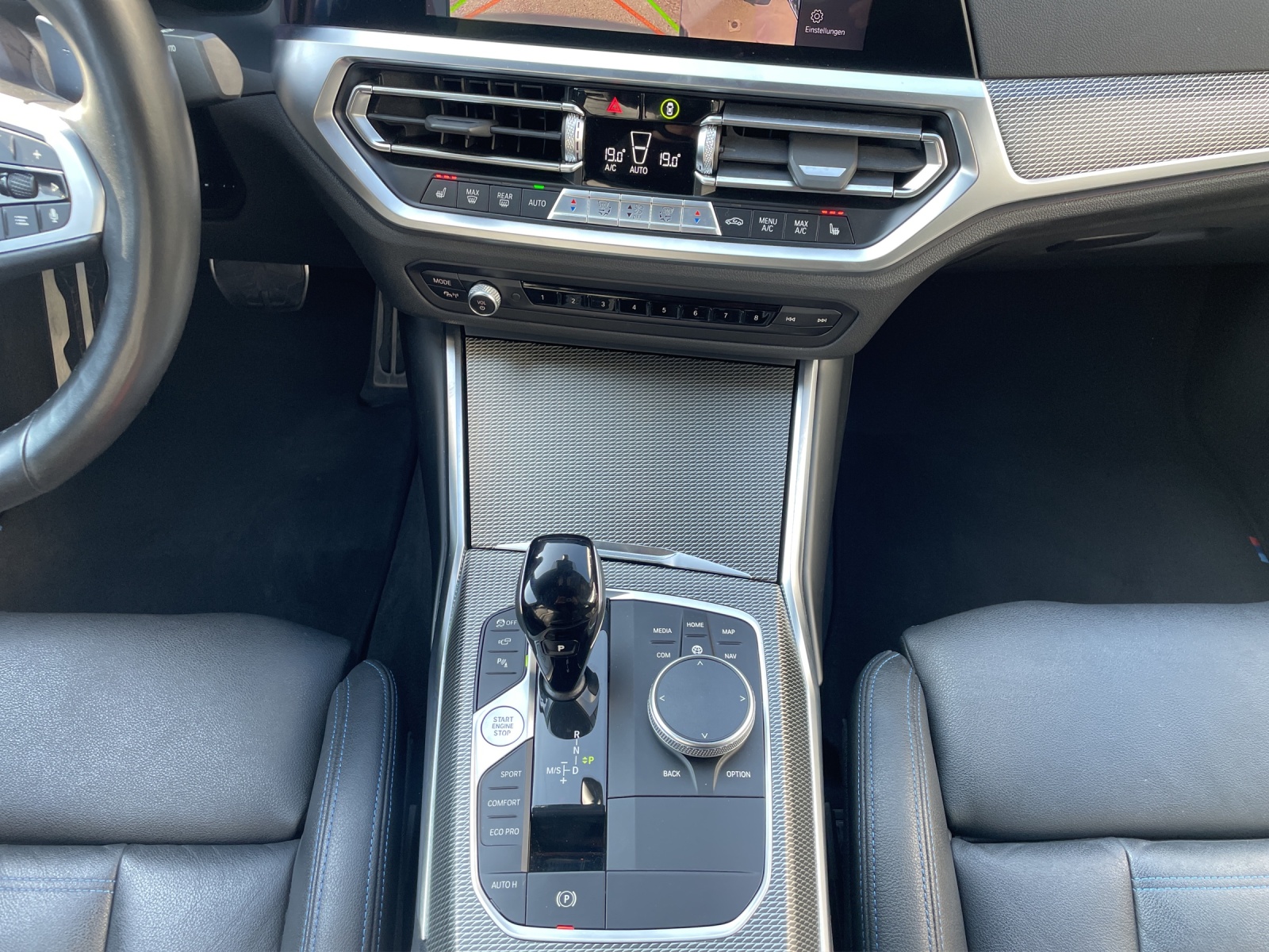 BMW M340d xDrive 48V Steptronic Sport-image-15