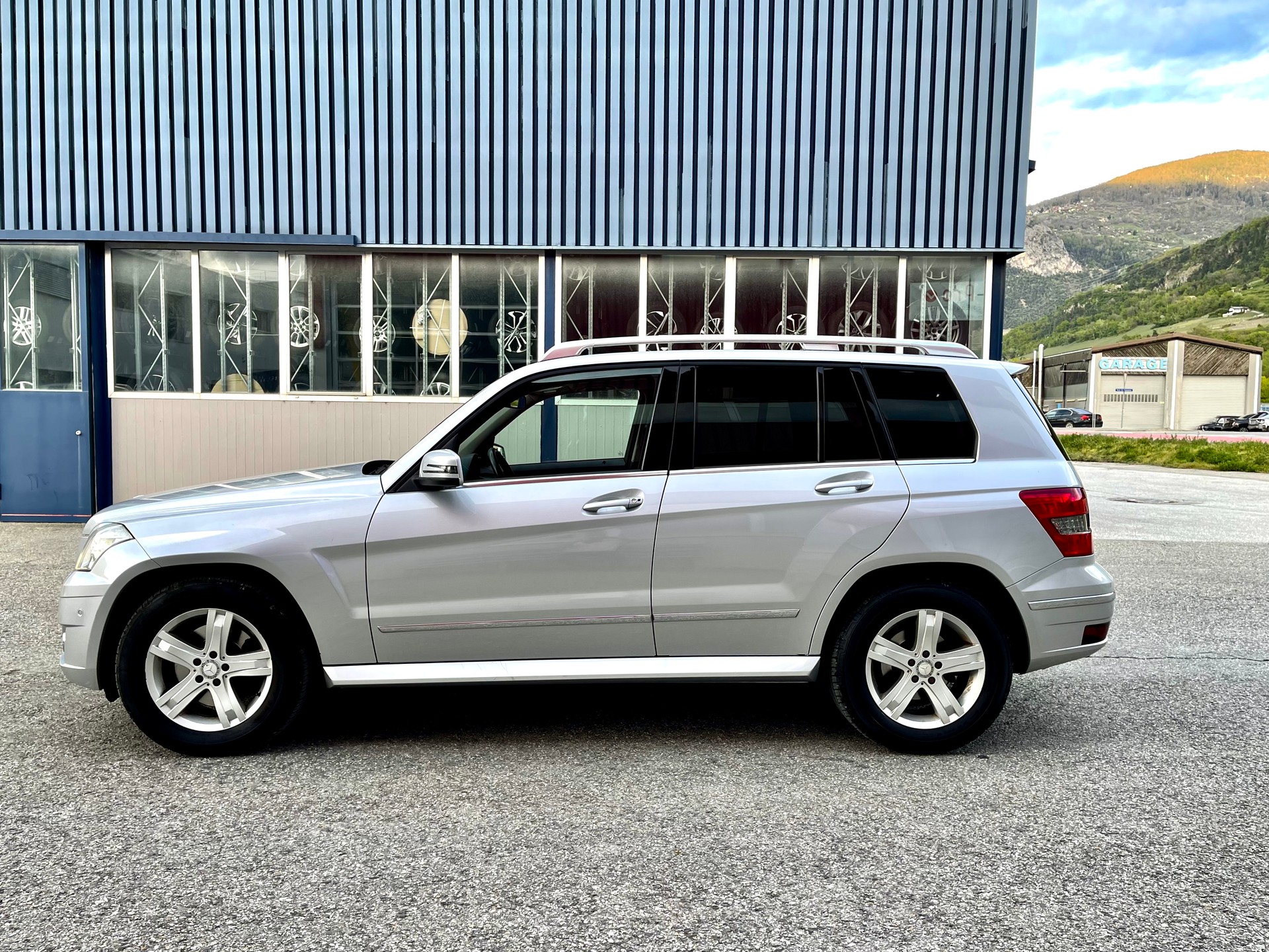 MERCEDES-BENZ GLK 350 CDI (320 CDI) 4Matic 7G-Tronic-image-12