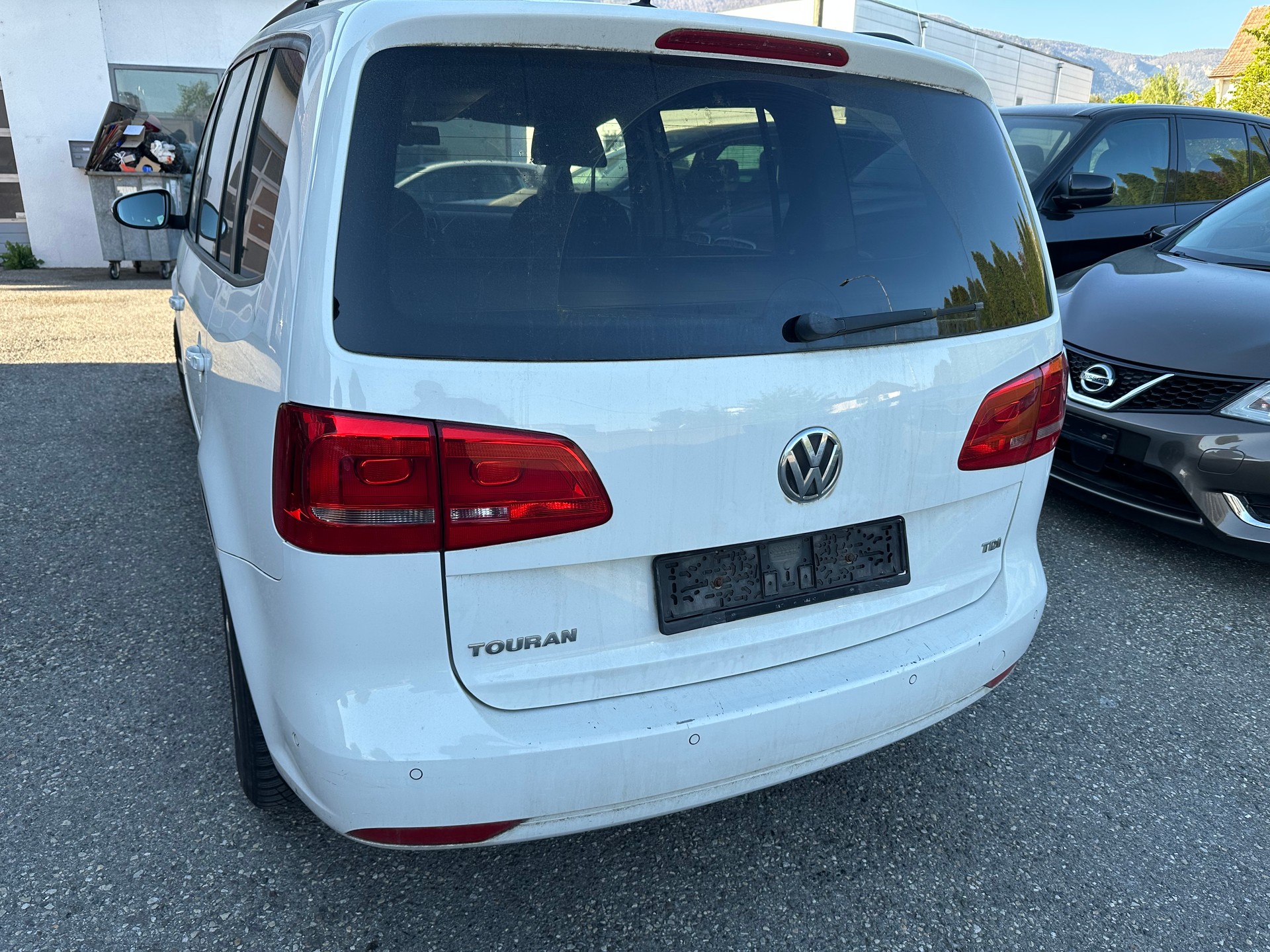 VW Touran 1.6 TDI Trendline-image-4
