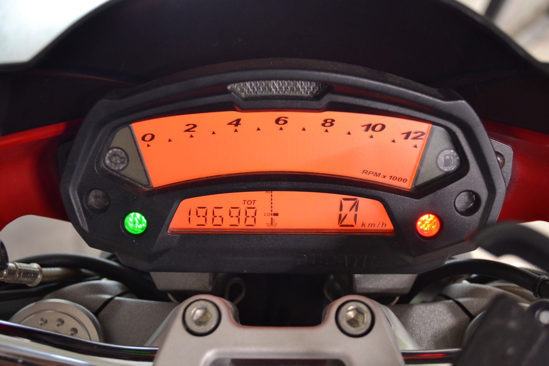 DUCATI Monster 696M (25kW)-image-4