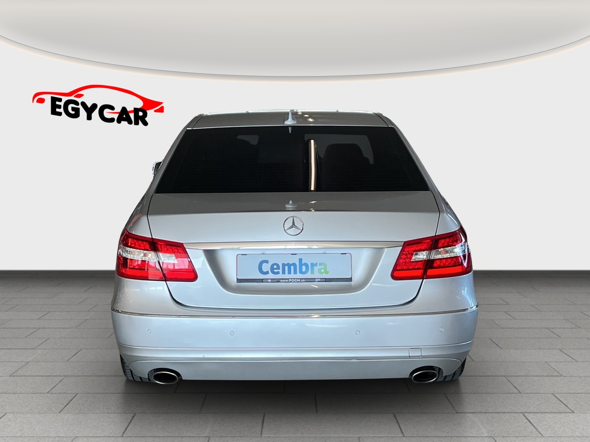 MERCEDES-BENZ E 350 CGI BlueEfficiency Elégance 4Matic 7G-Tronic-image-3