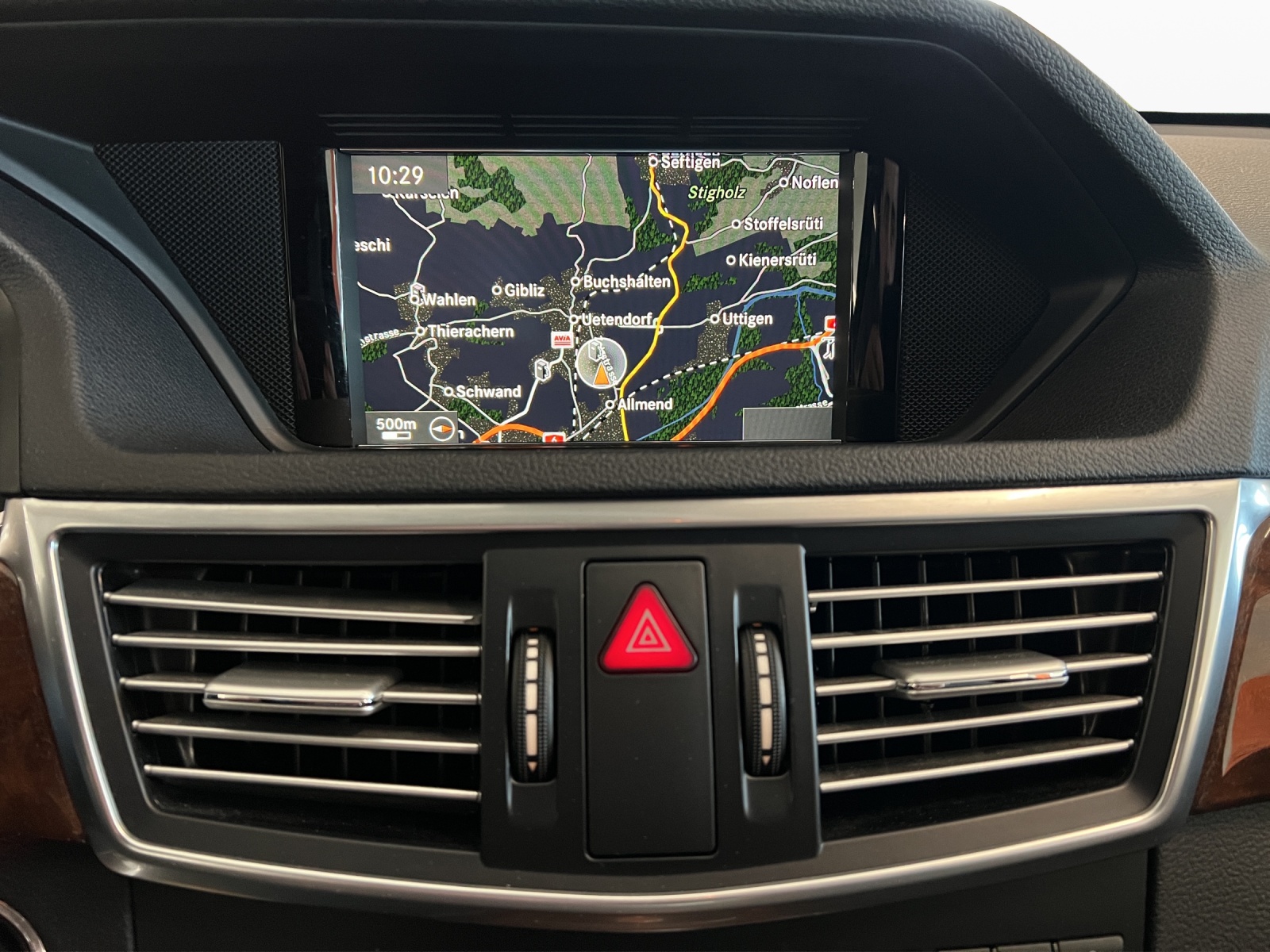 MERCEDES-BENZ E 350 CGI BlueEfficiency Elégance 4Matic 7G-Tronic-image-12