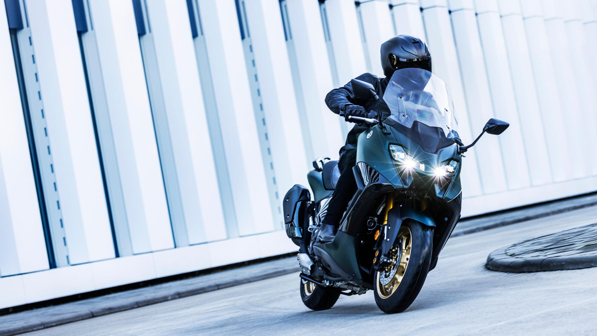 YAMAHA T-MAX XP TechMax-image-9