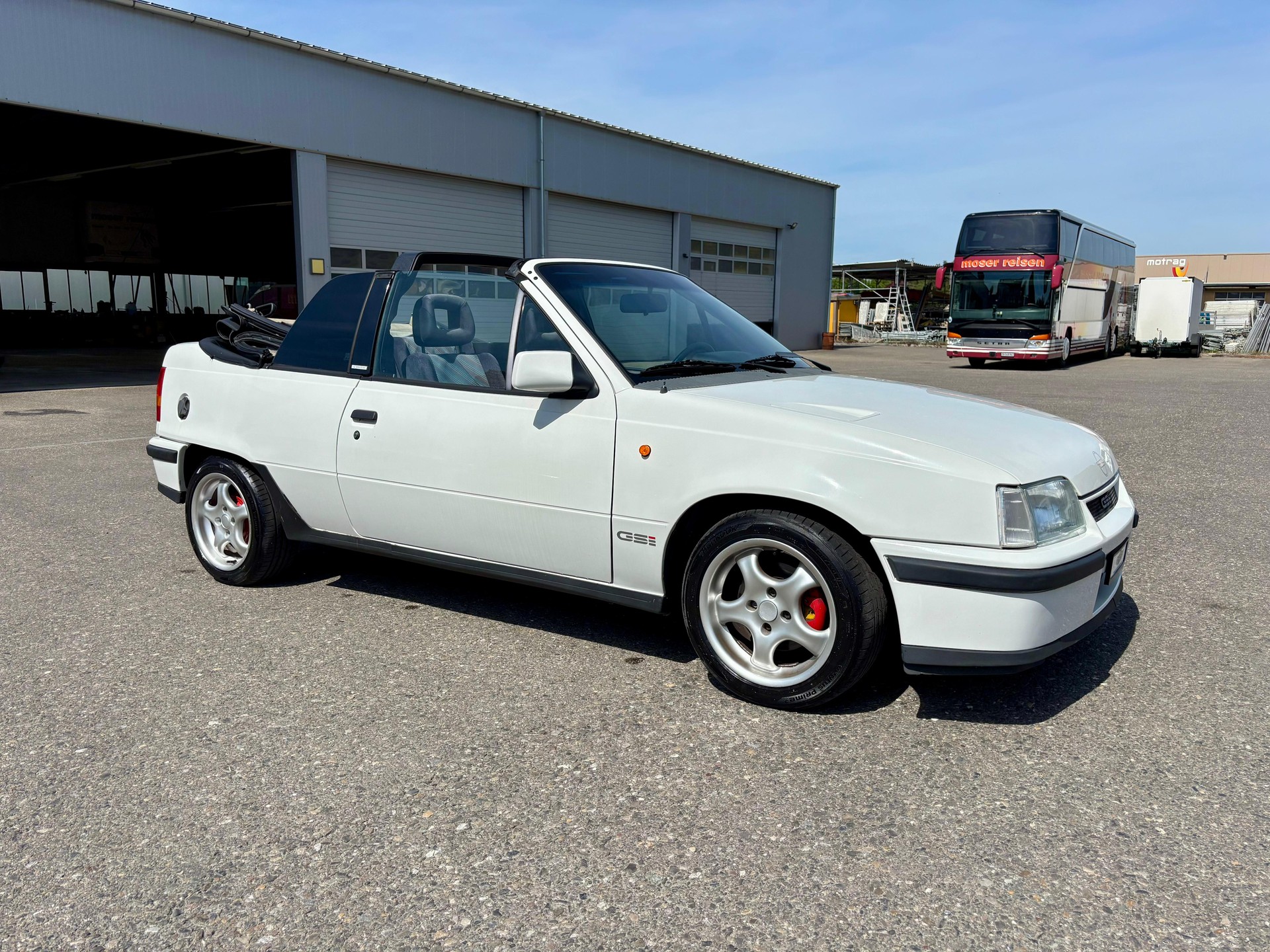 OPEL Kadett Cabriolet 2.0i GSi-image-2