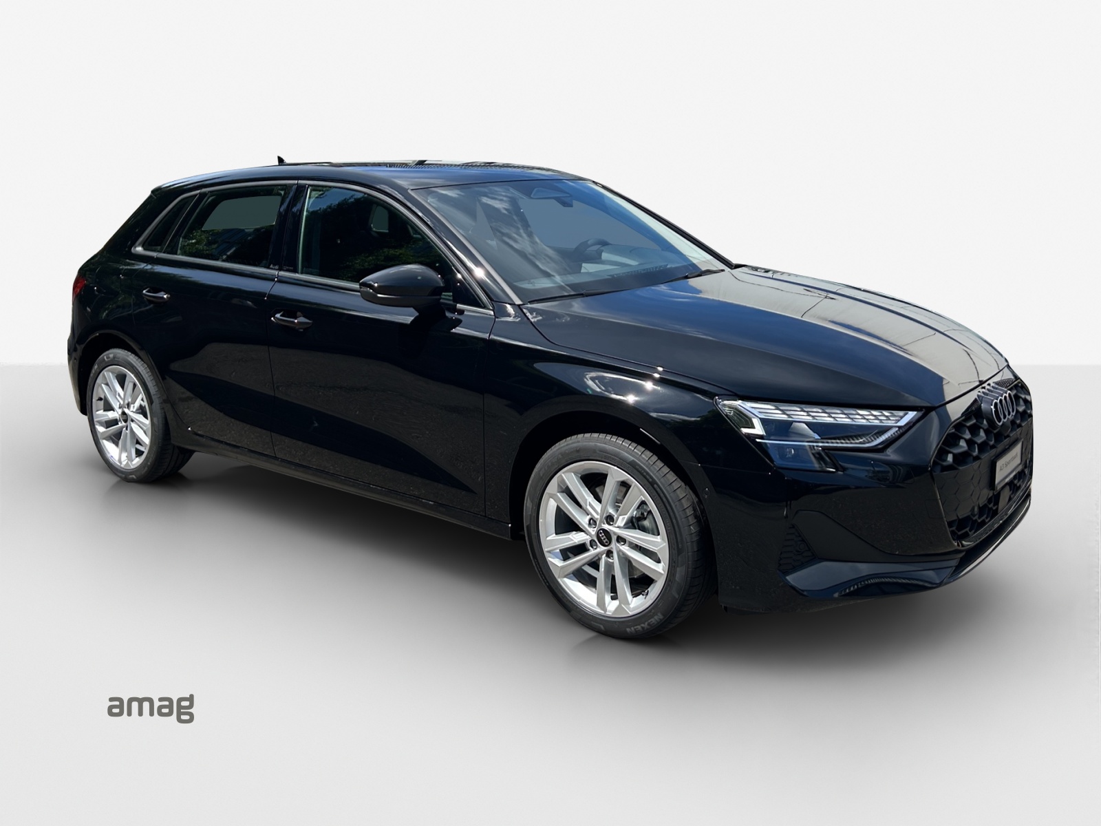 AUDI A3 Sportback TFSI 110 kW Attraction S tronic-image-5