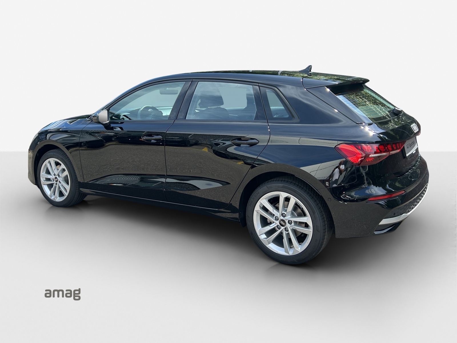 AUDI A3 Sportback TFSI 110 kW Attraction S tronic-showroom-element-2