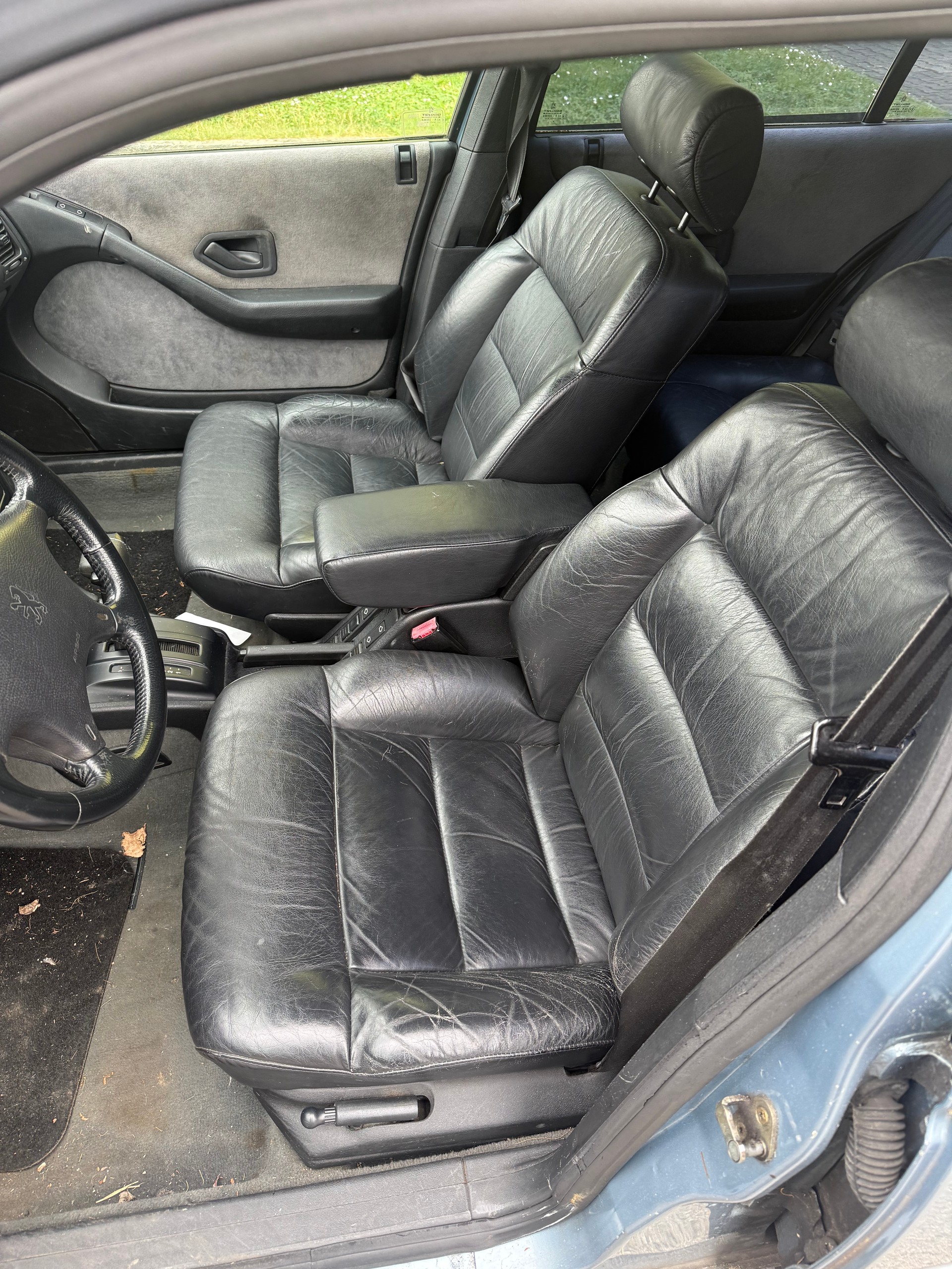 PEUGEOT 405 Break 2.0 Exclusive-image-8