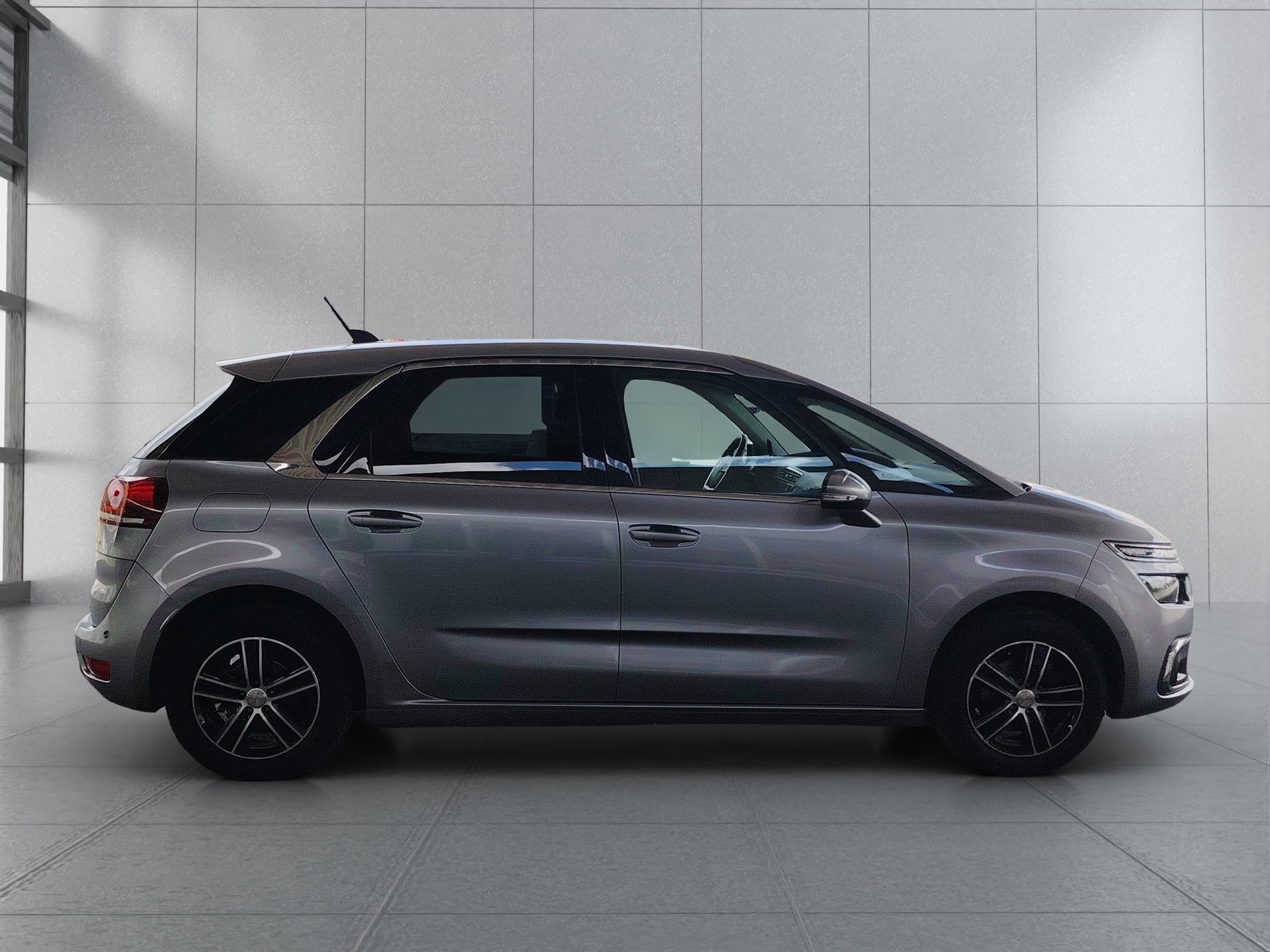 CITROEN C4 Picasso 1.2 Pure Tech Feel Edition EAT6-image-4