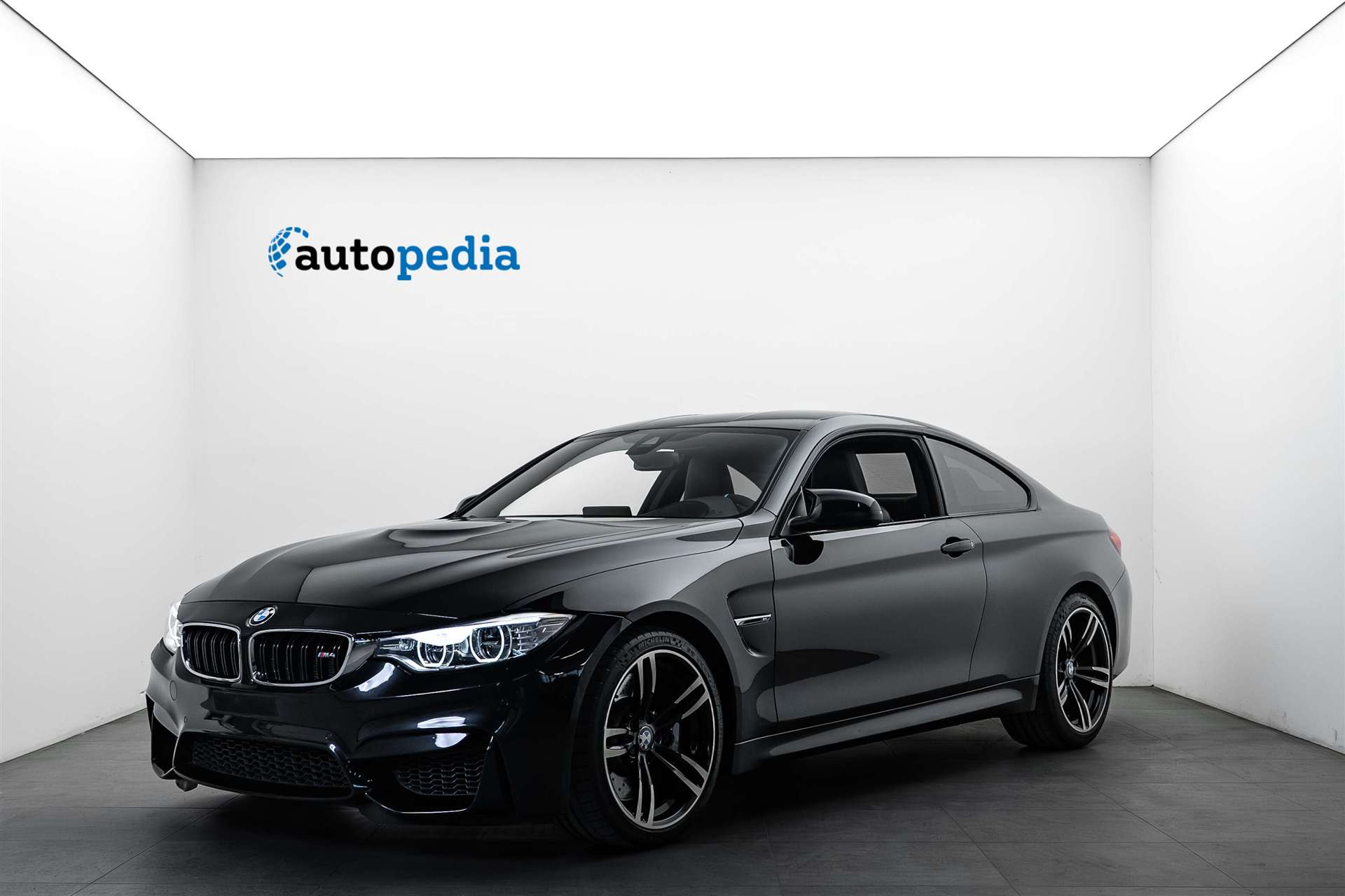 BMW M4 Coupé DKG