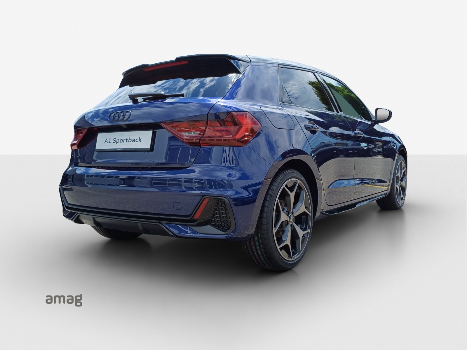 AUDI A1 Sportback 30 TFSI S Line Attraction S-tronic-image-4