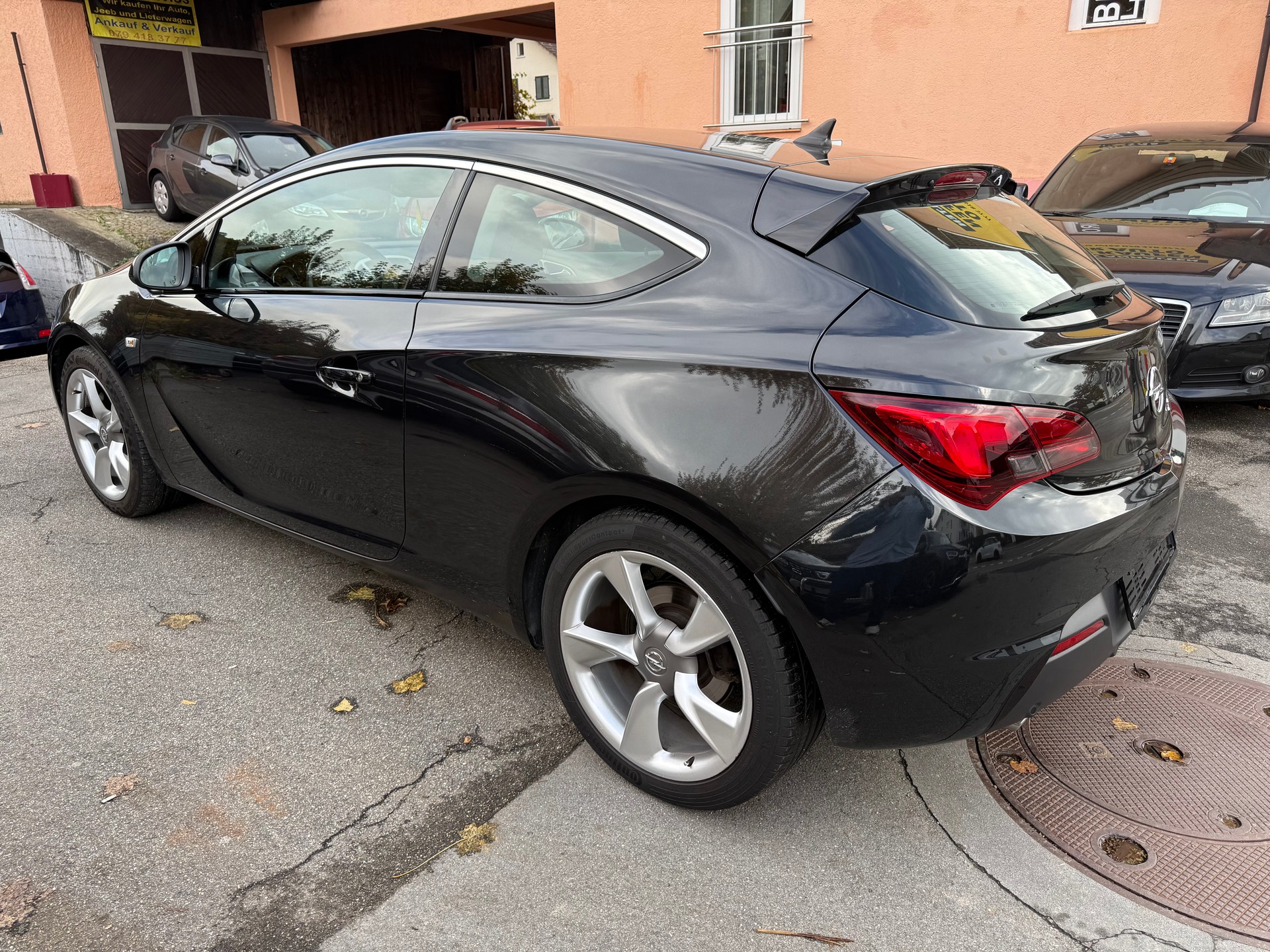 OPEL Astra GTC 1.4i 16V Turbo Sport Automat-image-5