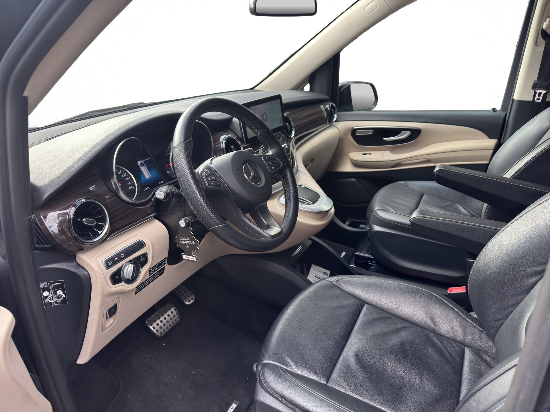 MERCEDES-BENZ Marco Polo 300 d 4M Automat-image-8