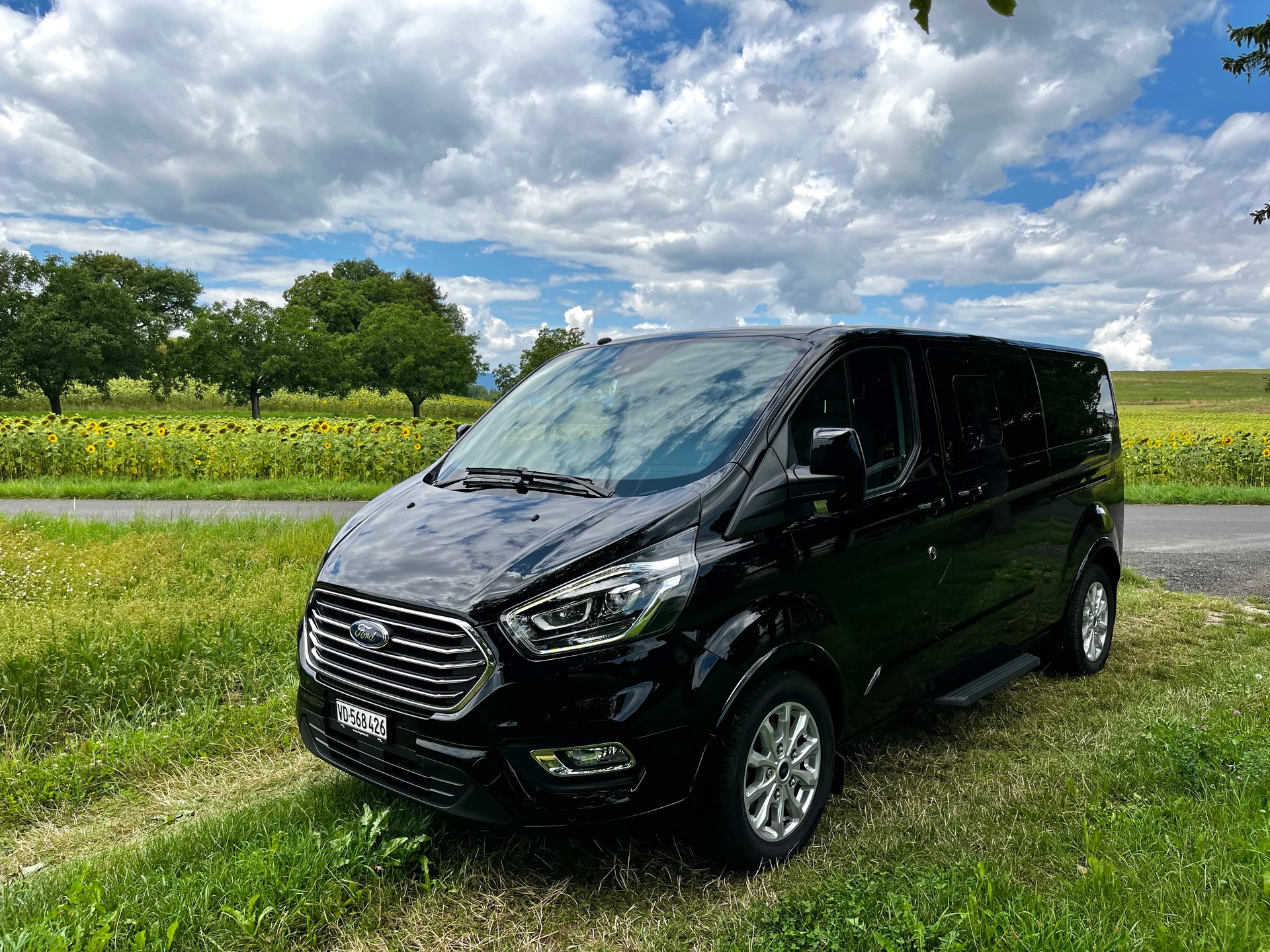 FORD Tourneo Custom 320 L2H1 Titanium-image-4