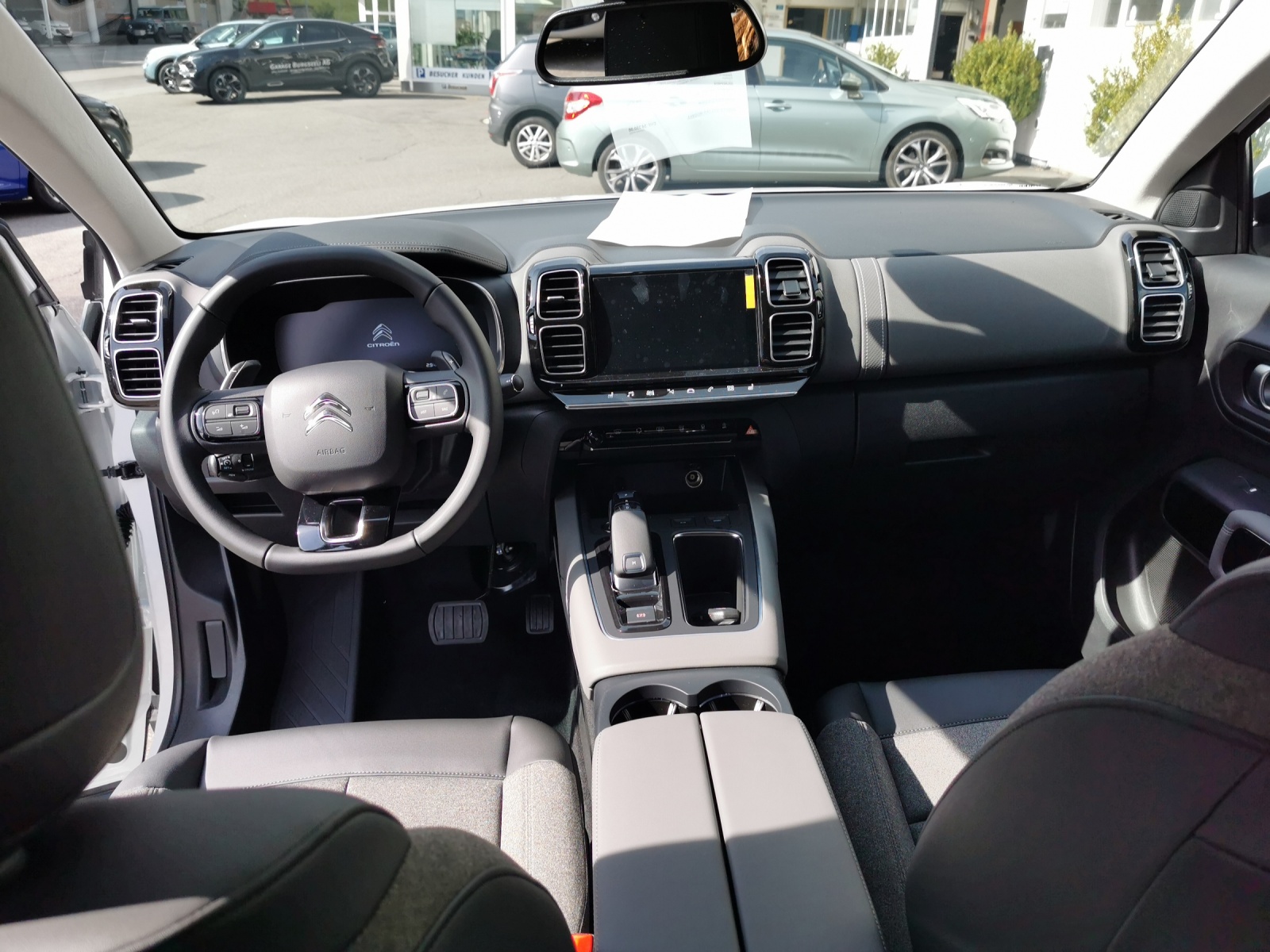 CITROEN C5 Aircross 1.6 PHEV Swiss Edition-image-8