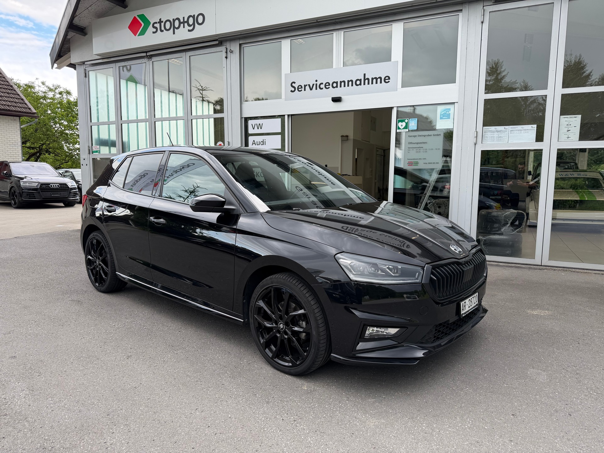SKODA Fabia 1.5 TSI Monte Carlo DSG-image-2