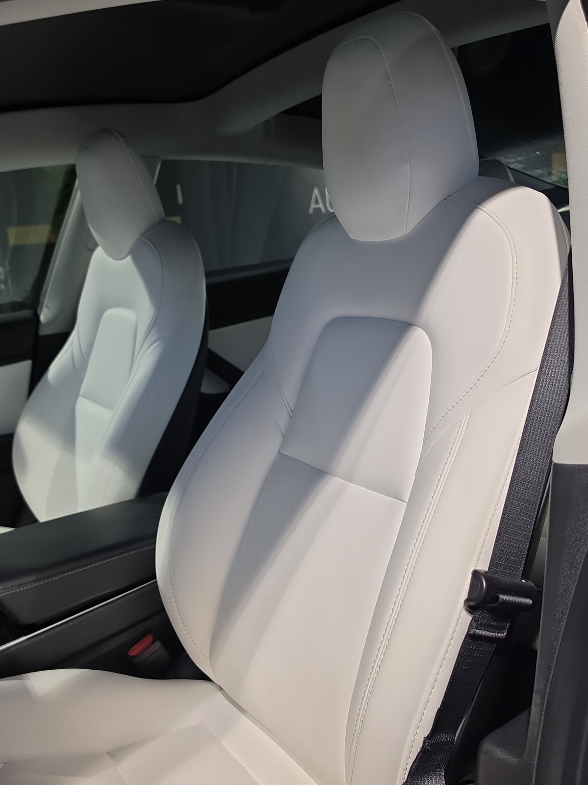 TESLA Model 3 Long Range Dual Motor AWD-image-7