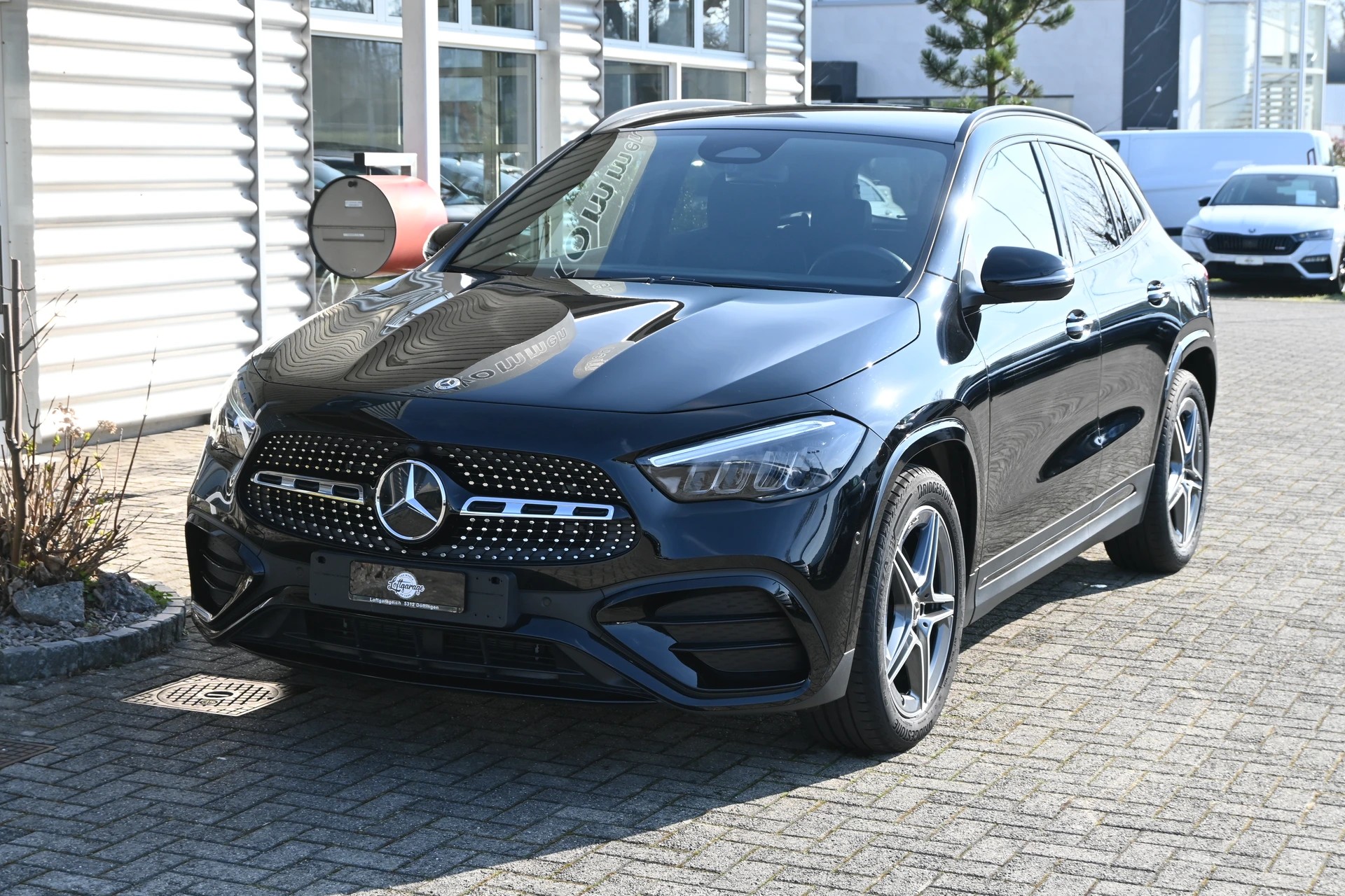 MERCEDES-BENZ GLA 200 AMG Line 7G-DCT + Facelift Modell-image-1