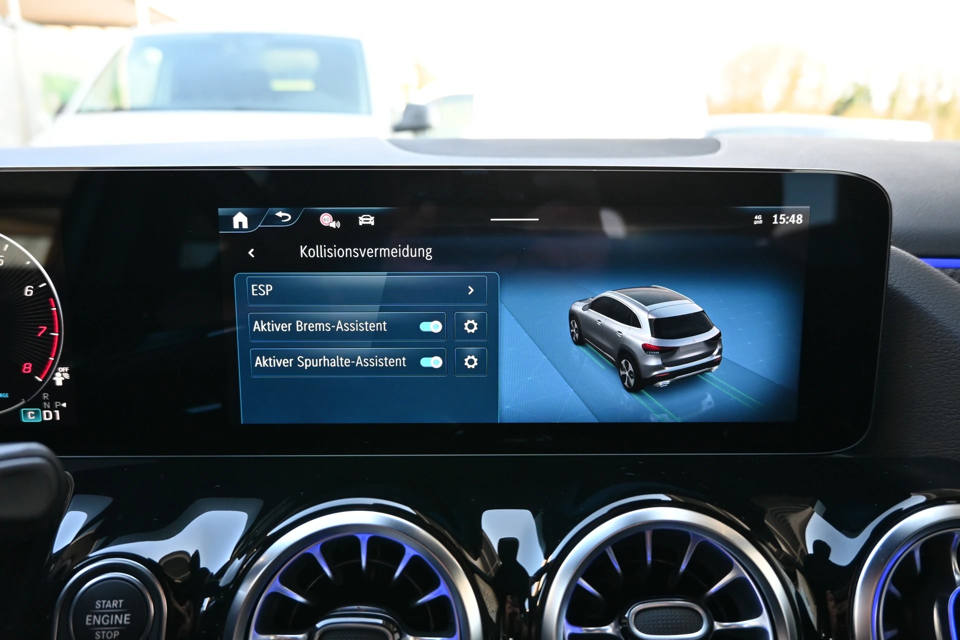 MERCEDES-BENZ GLA 200 AMG Line 7G-DCT + Facelift Modell-image-21