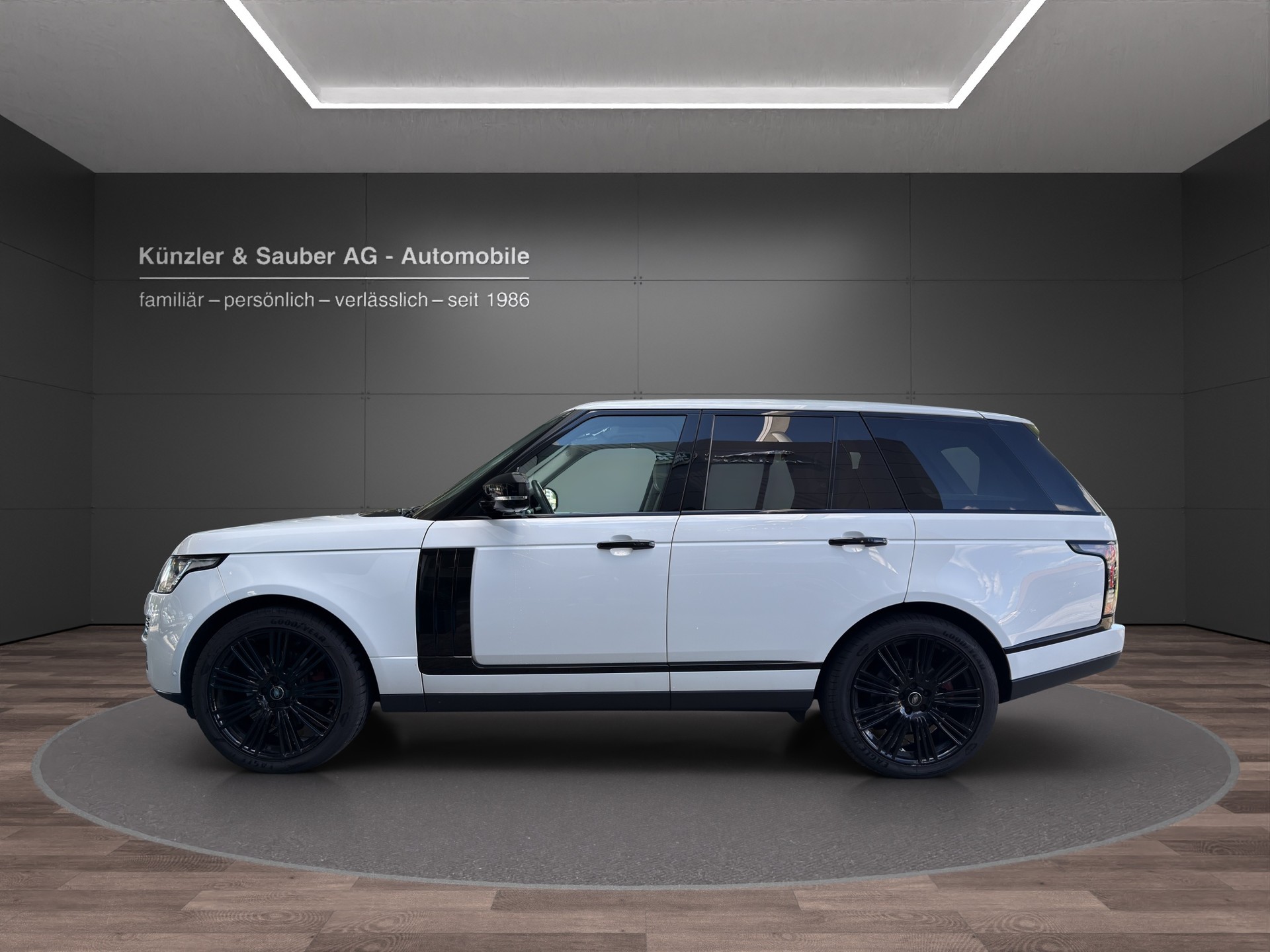 LAND ROVER Range Rover 3.0 TDV6 Vogue Automatic-image-1