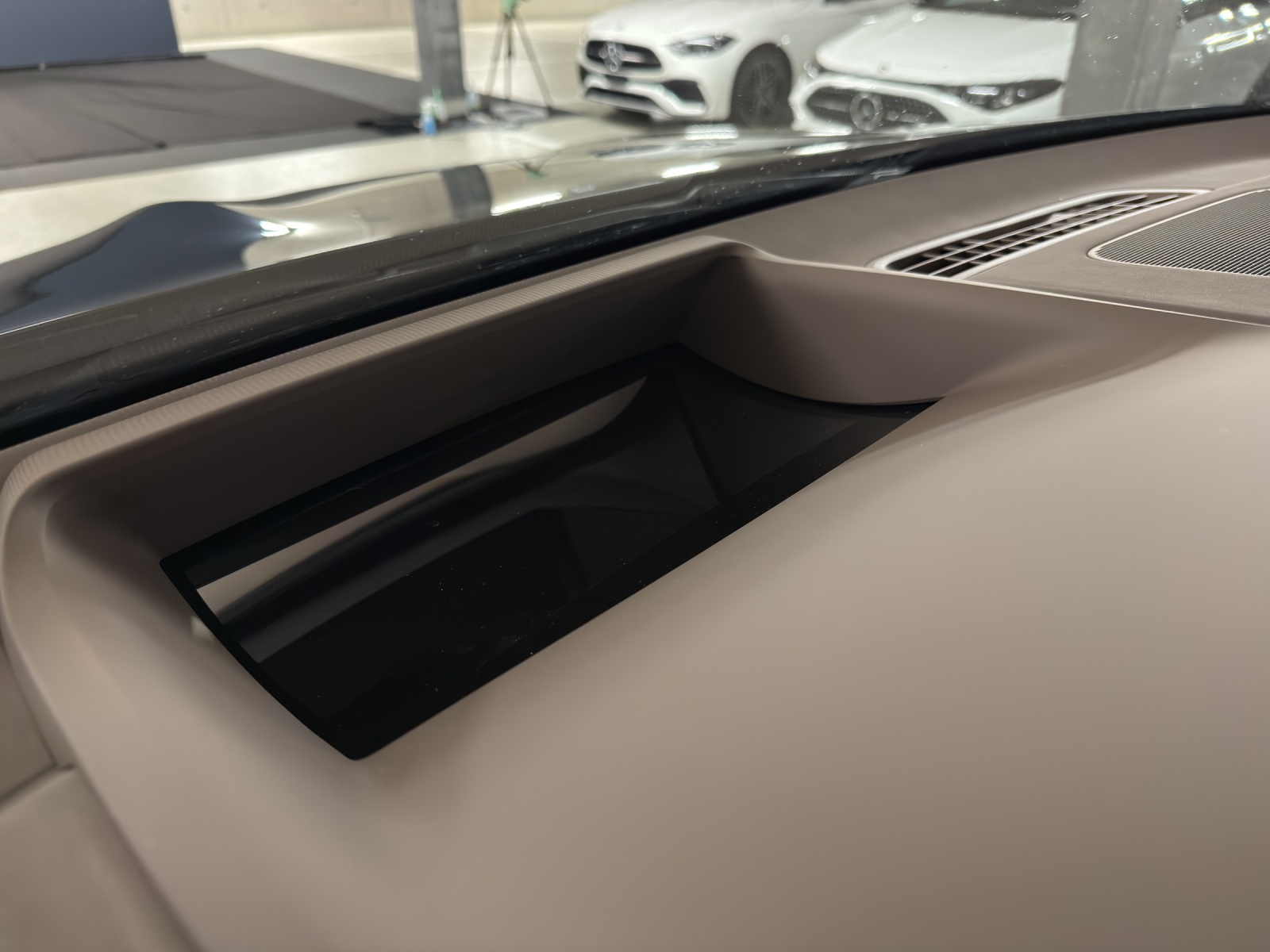 MERCEDES-BENZ EQS SUV 450 4Matic Executive Edition-image-19