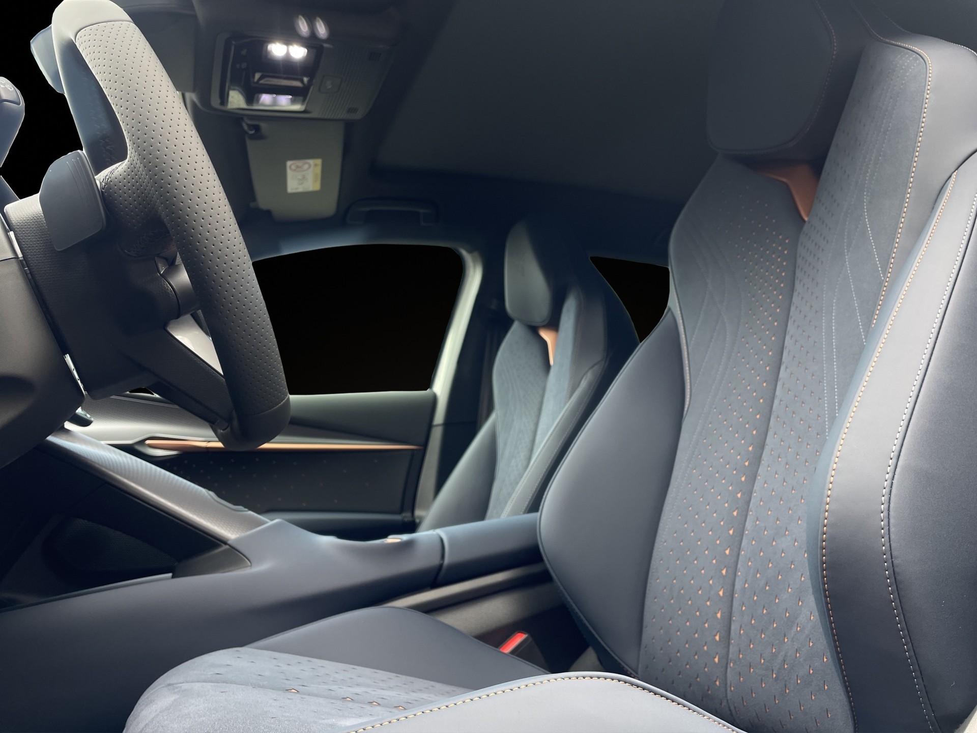 CUPRA Tavascan Type 9 77 kWh Adrenaline Prime Edition-image-8
