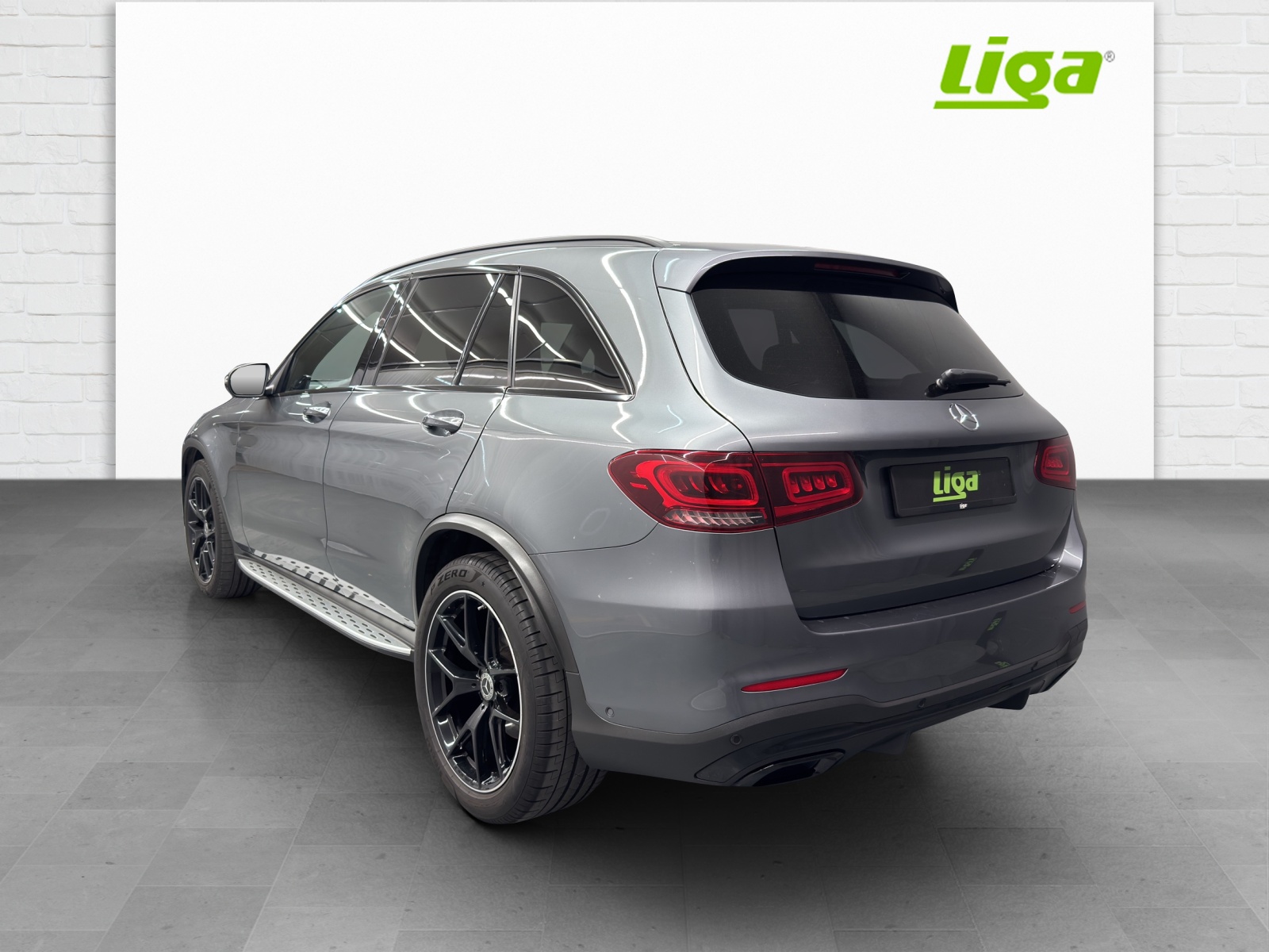 MERCEDES-BENZ GLC 400 d AMG Line 4Matic-image-3