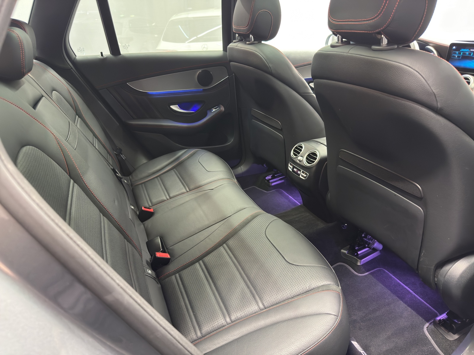 MERCEDES-BENZ GLC 400 d AMG Line 4Matic-image-9