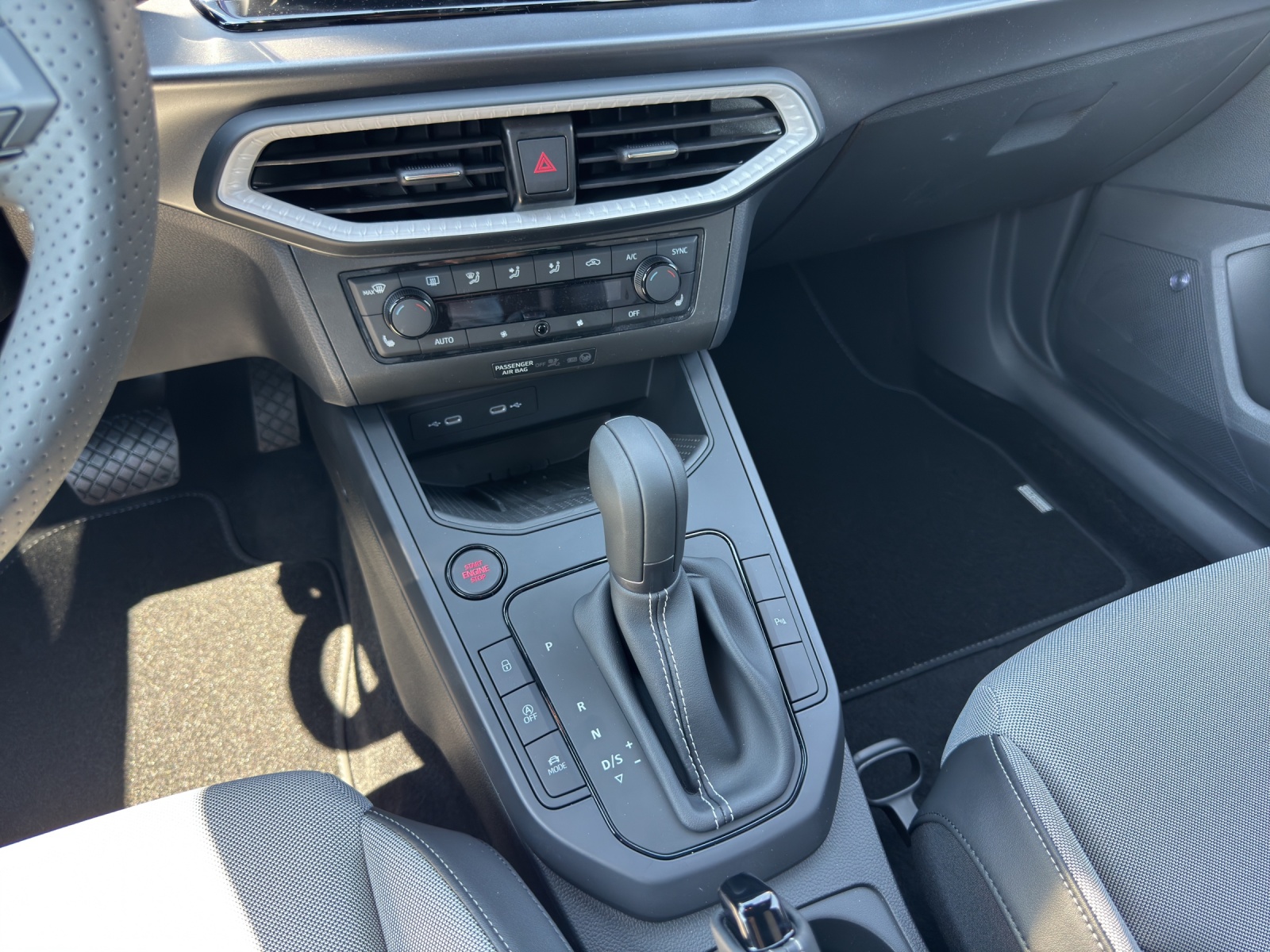 SEAT Ibiza 1.0 EcoTSI FR DSG-image-10