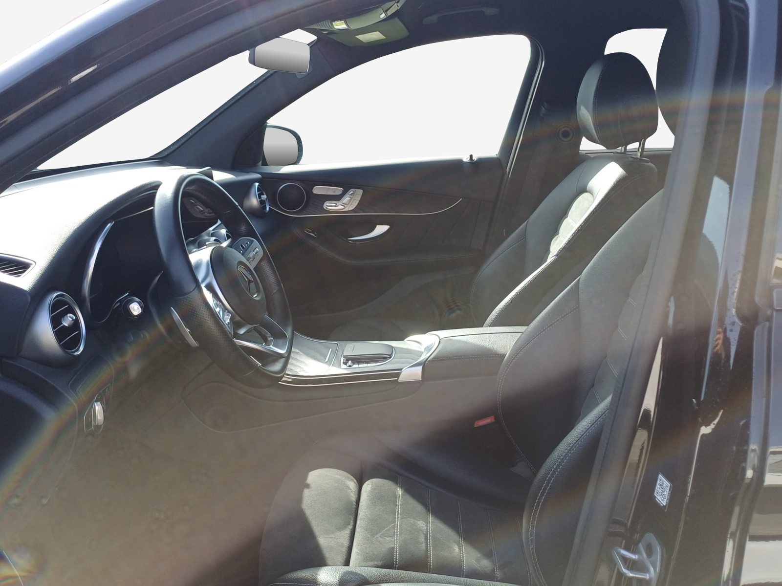 MERCEDES-BENZ GLC 200 AMG Line 4Matic 9G-Tronic-image-7