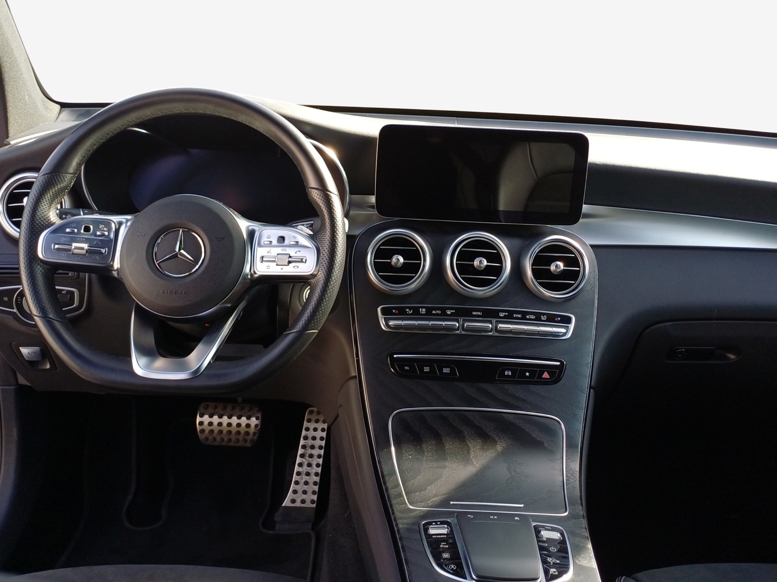 MERCEDES-BENZ GLC 200 AMG Line 4Matic 9G-Tronic-image-8