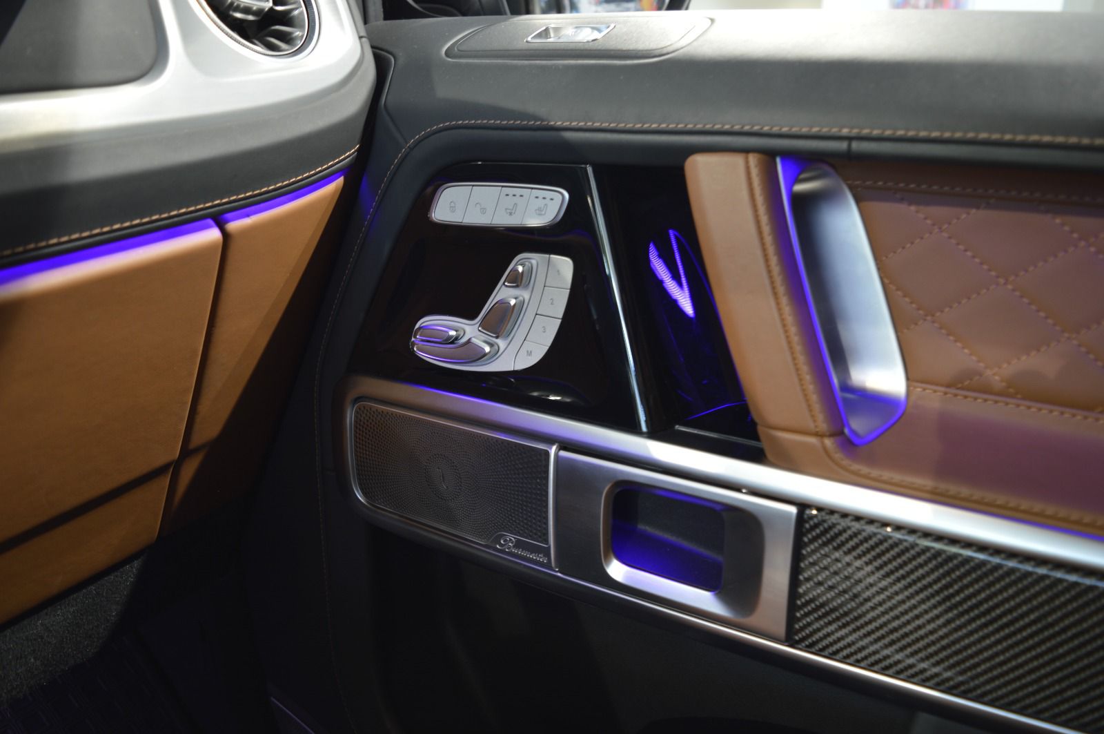 MERCEDES-BENZ G 63 AMG-image-16