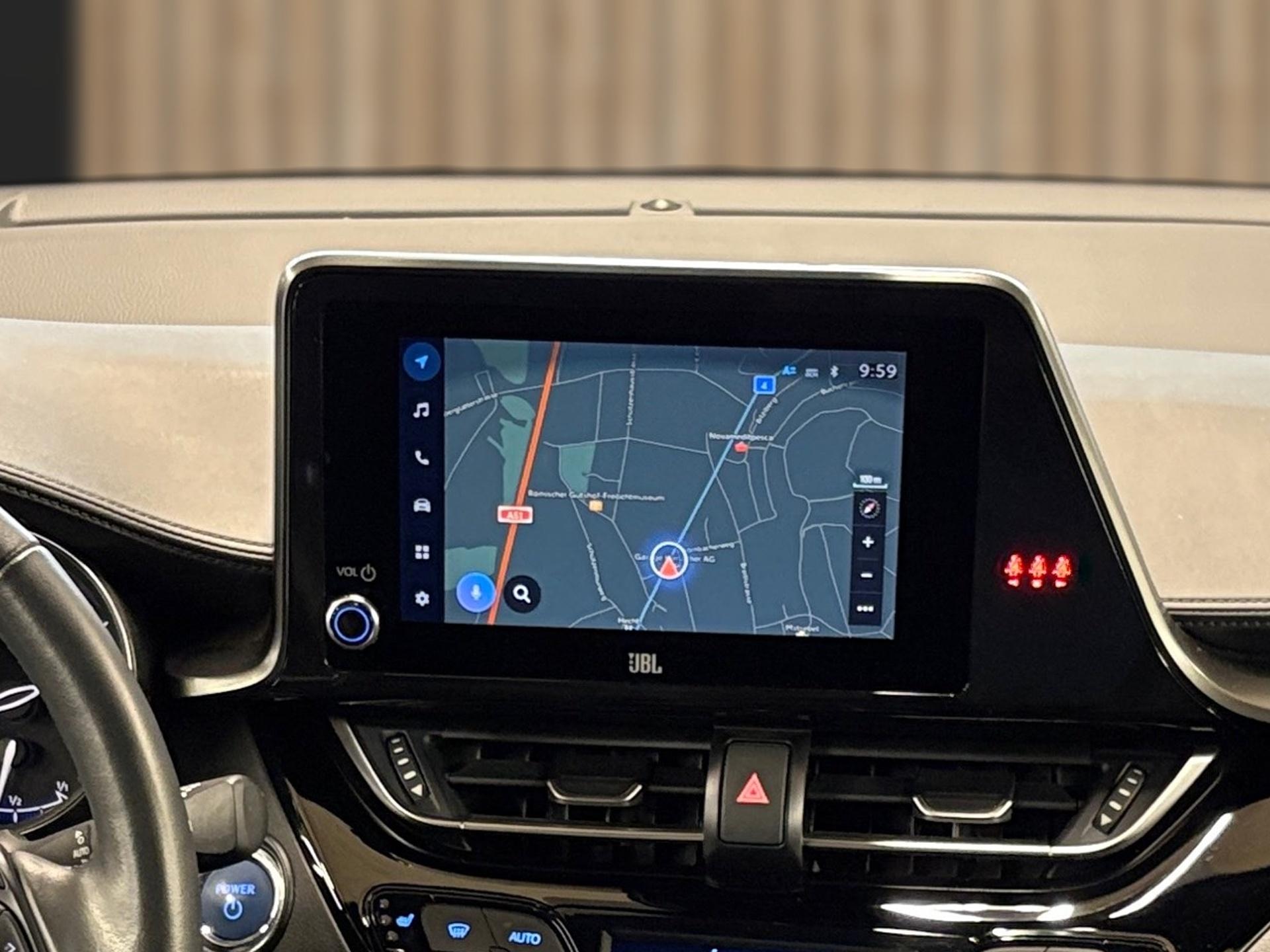 TOYOTA C-HR 1.8 HSD CVT Trend-image-12