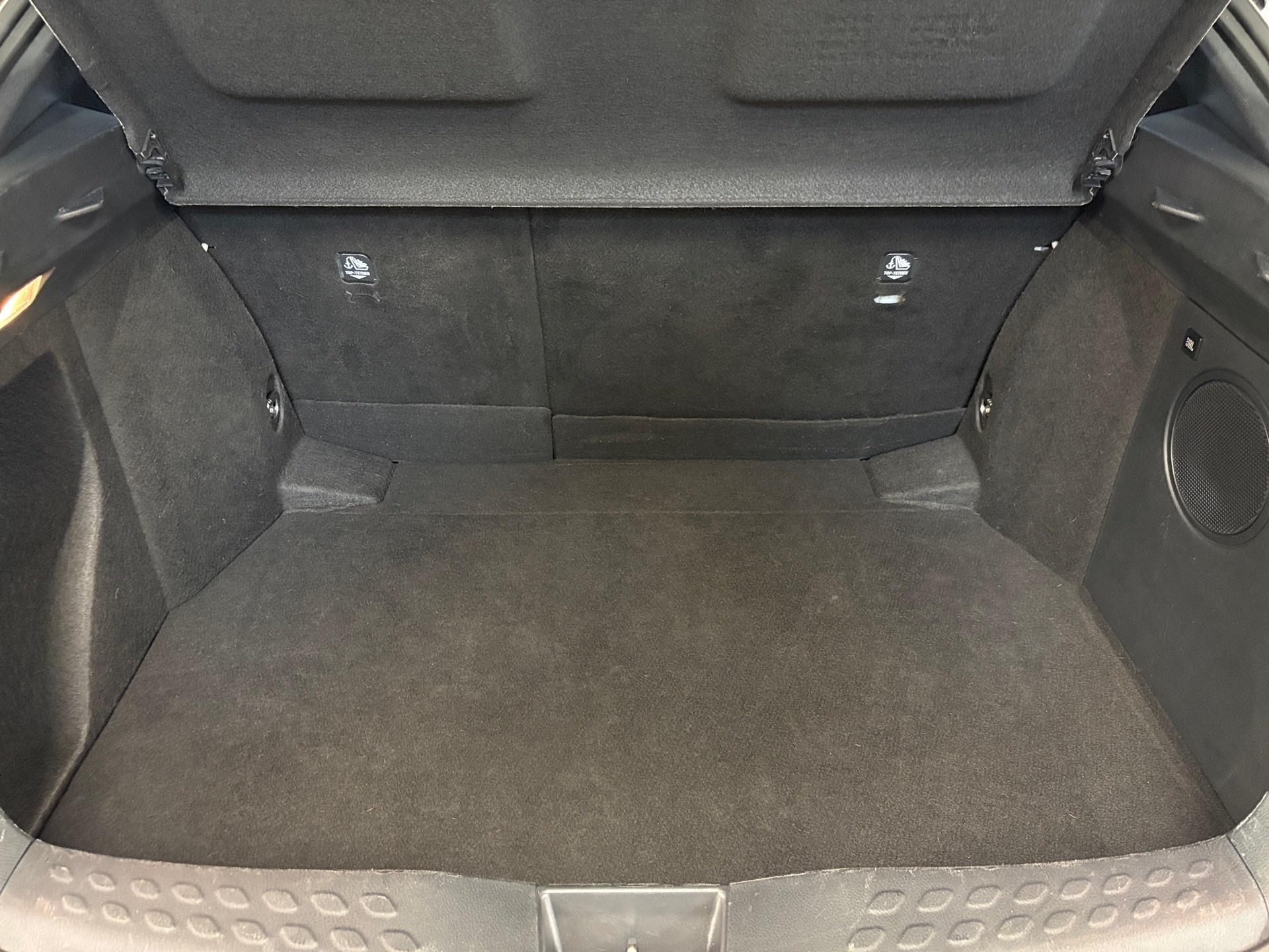 TOYOTA C-HR 1.8 HSD CVT Trend-image-15