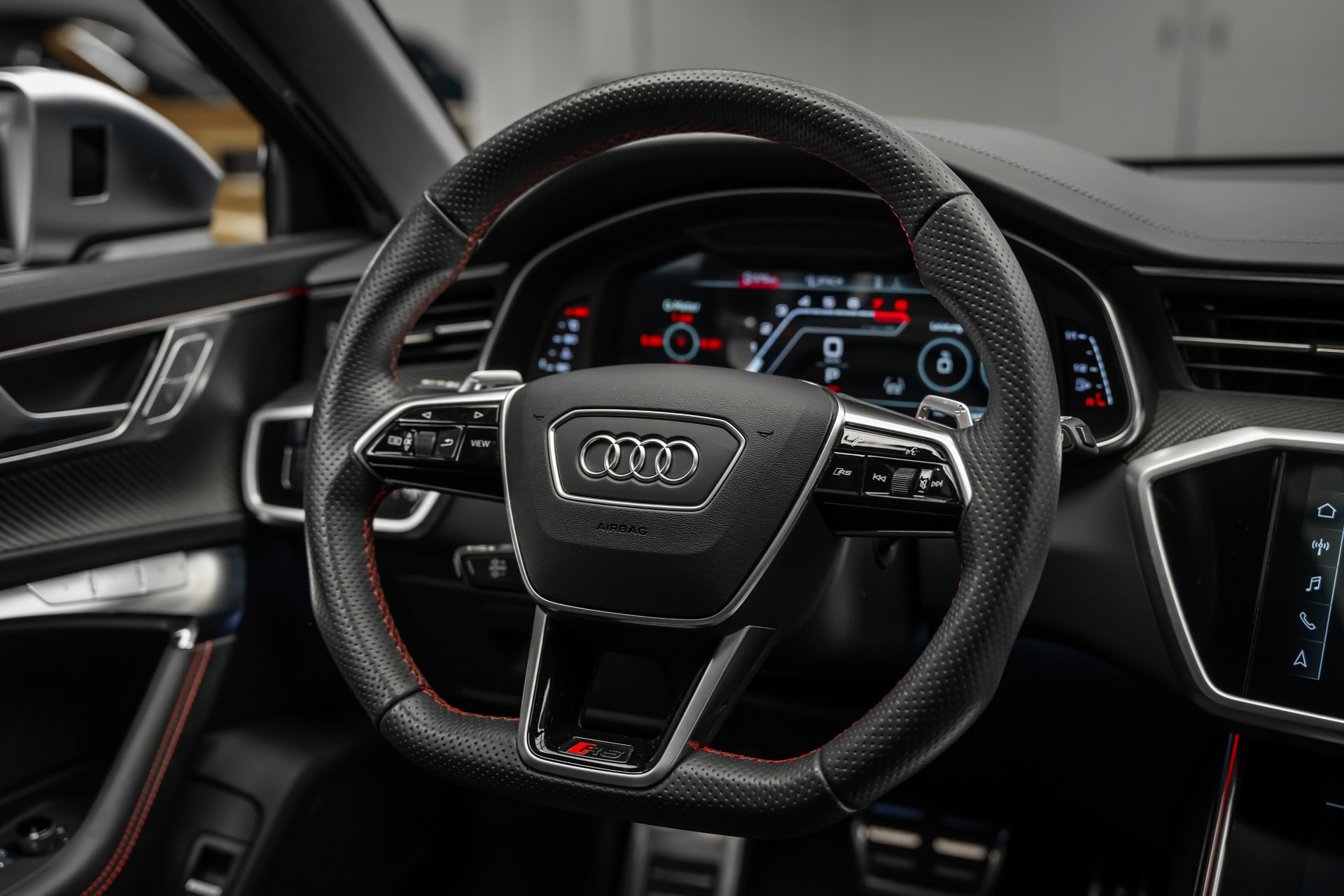 AUDI * RS6 AVANT * RS DYNAMIKPAKET PLUS * V-MAX 305KM/H * RS6 GT-STYLE 22 ZOLL * LEASING AB 754.- *-image-18