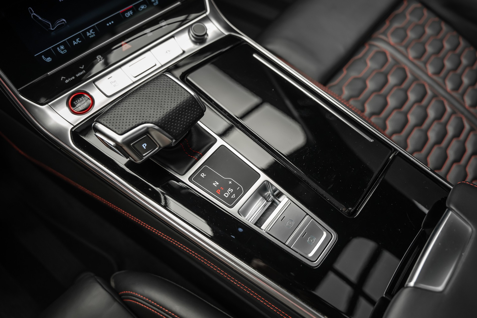 AUDI * RS6 AVANT * RS DYNAMIKPAKET PLUS * V-MAX 305KM/H * RS6 GT-STYLE 22 ZOLL * LEASING AB 754.- *-image-24