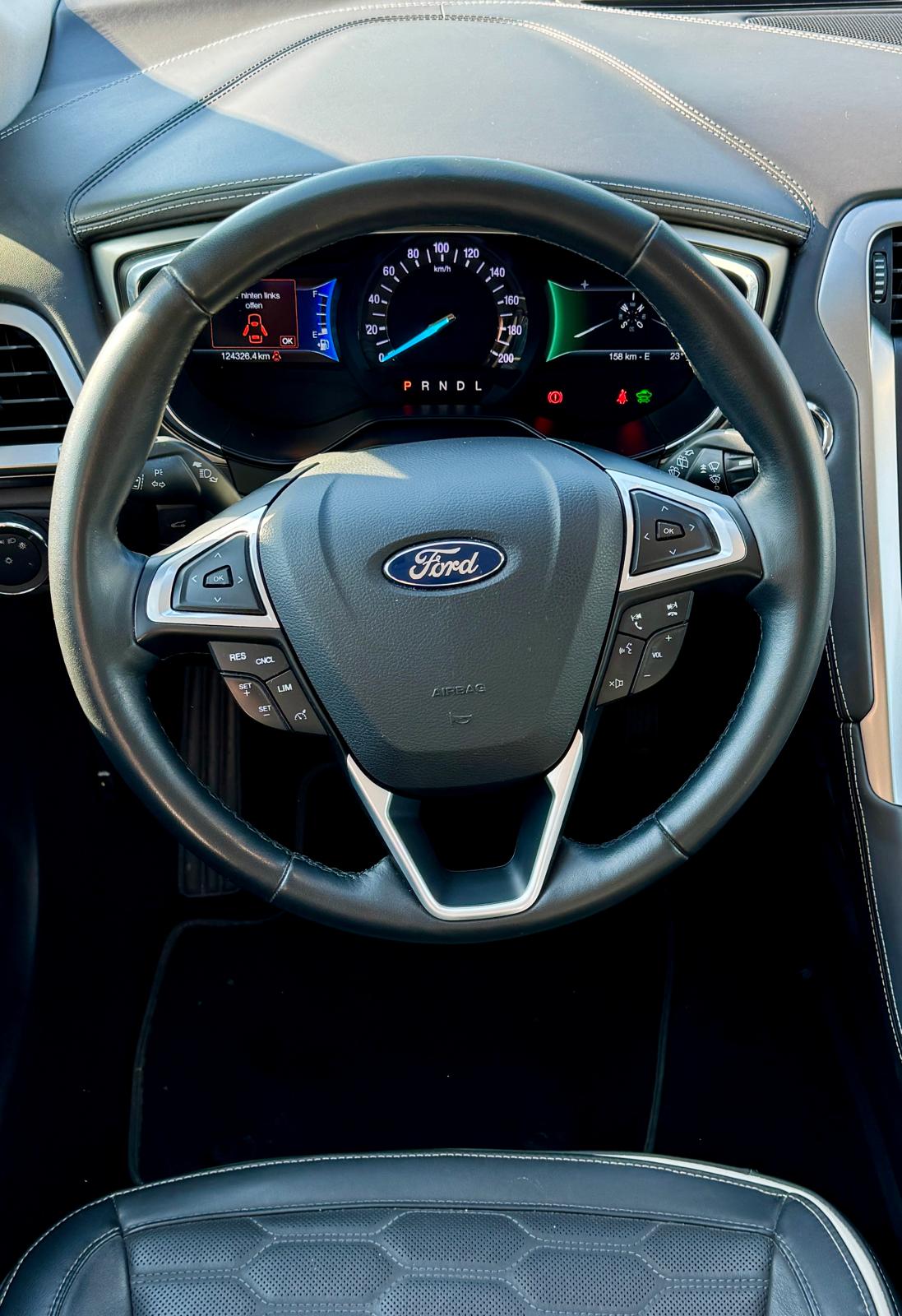 FORD Mondeo 2.0 HEV Vignale eCVT-image-10