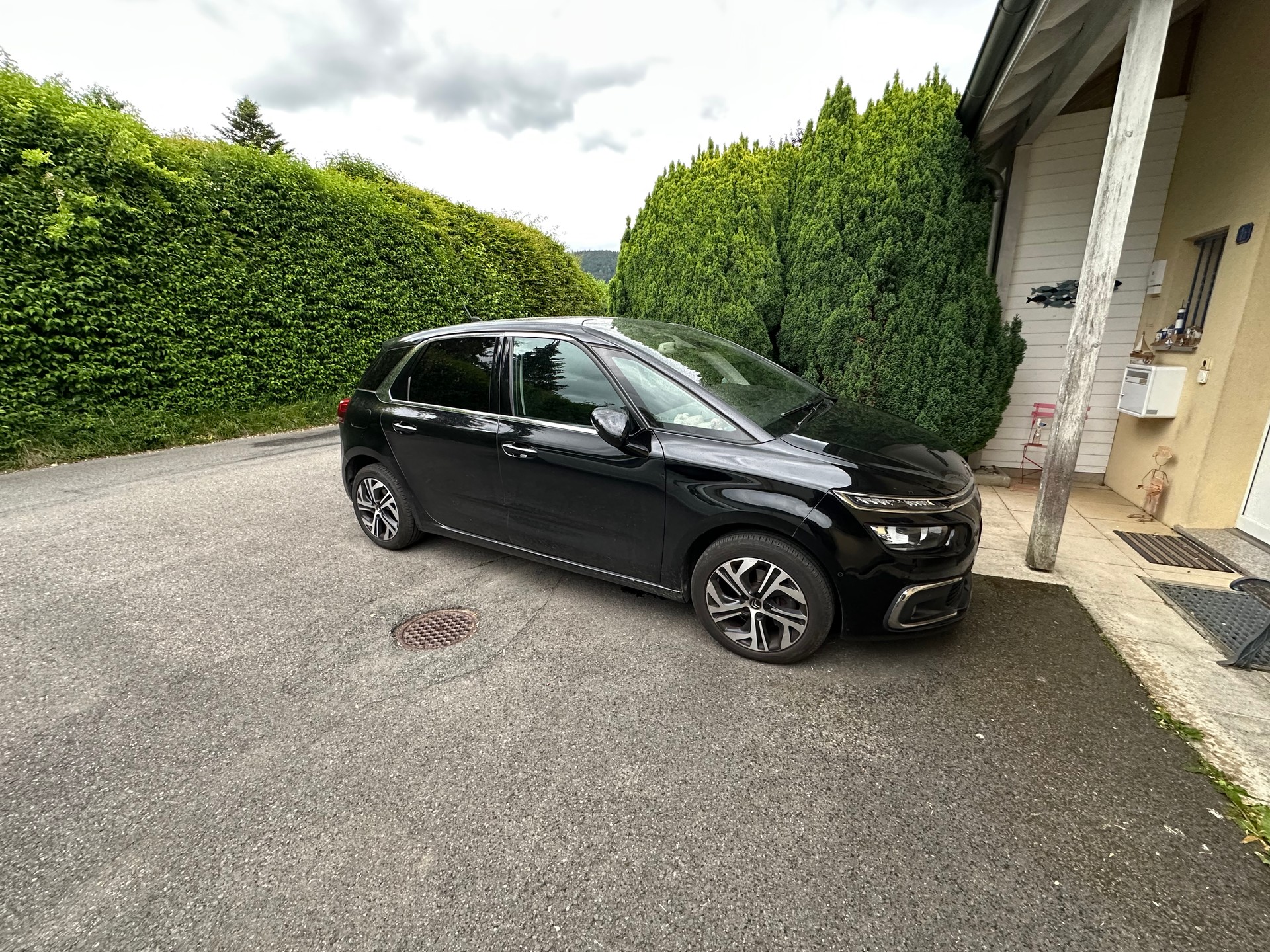 CITROEN 2.0 BlueHDi 150 Shine-image-1
